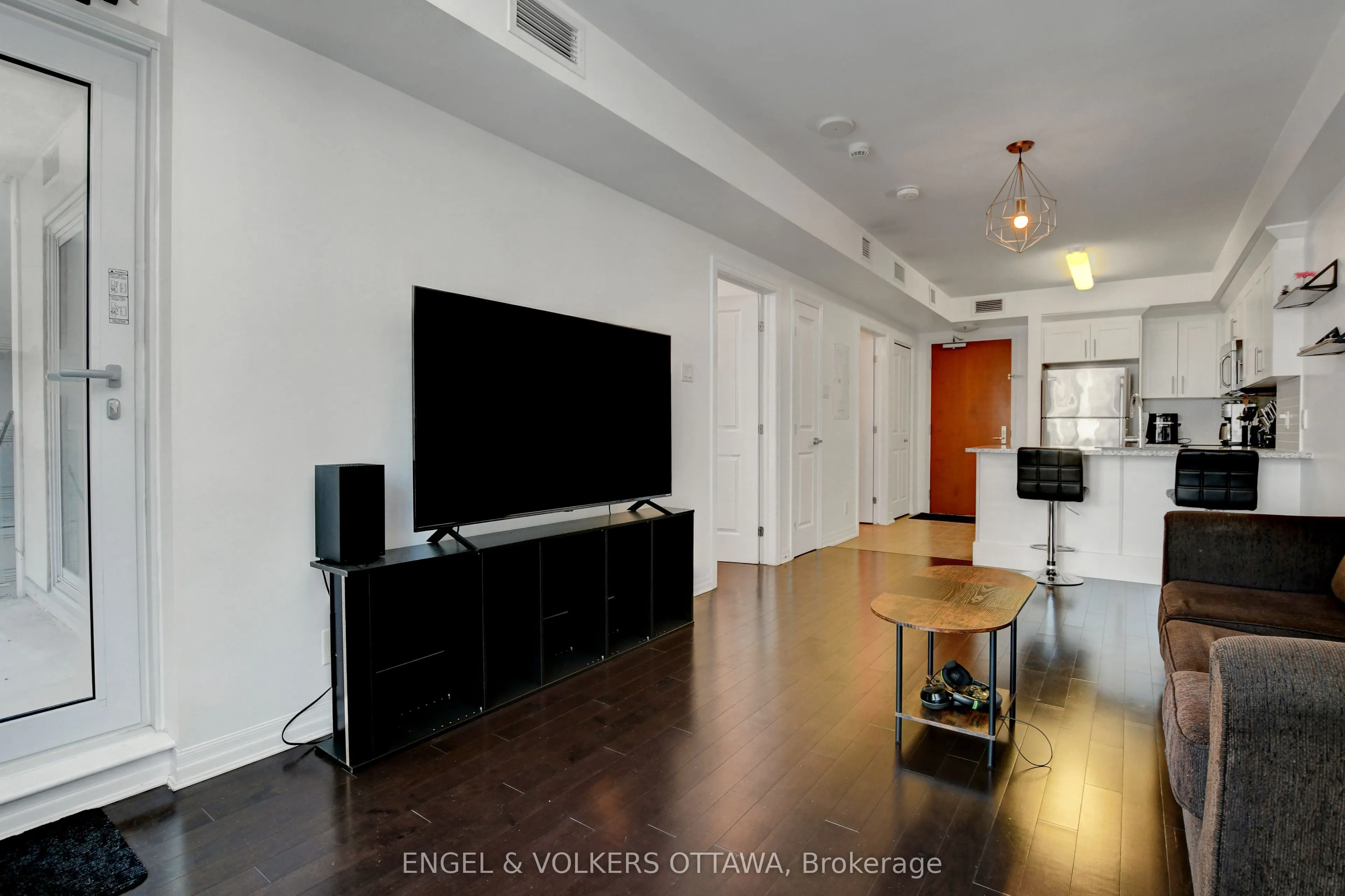 242 Rideau Street #1305