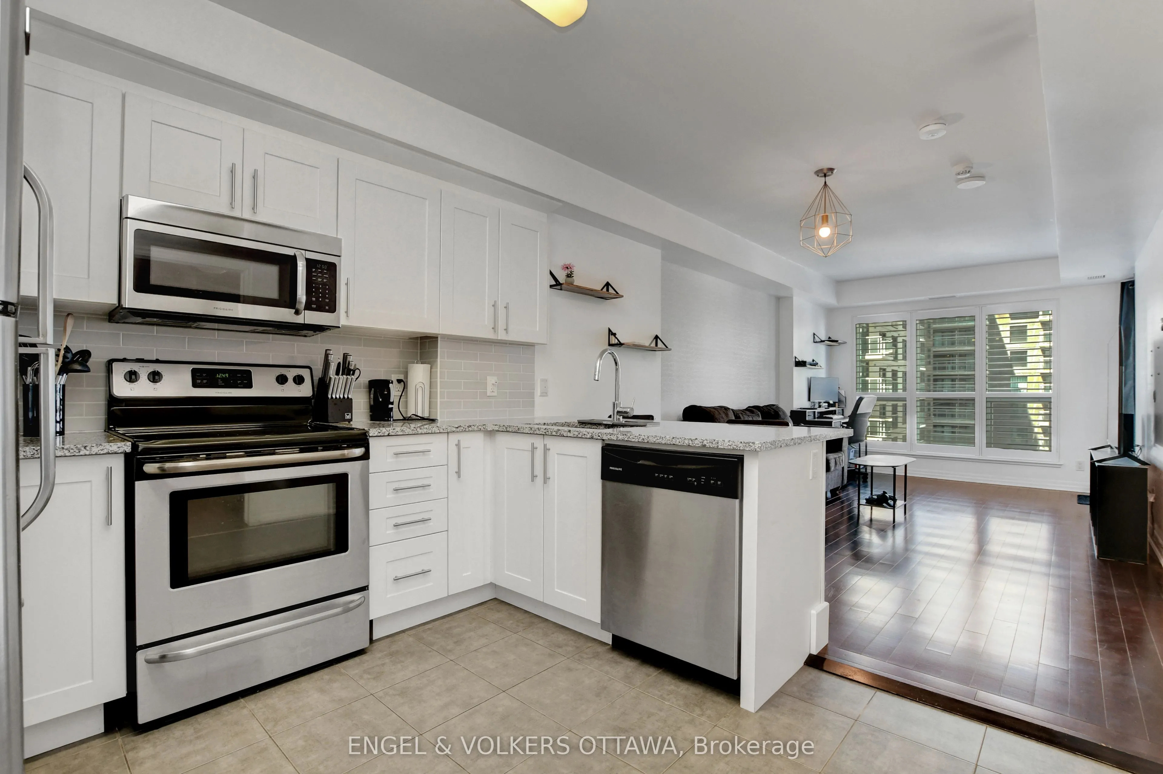 242 Rideau Street #1305