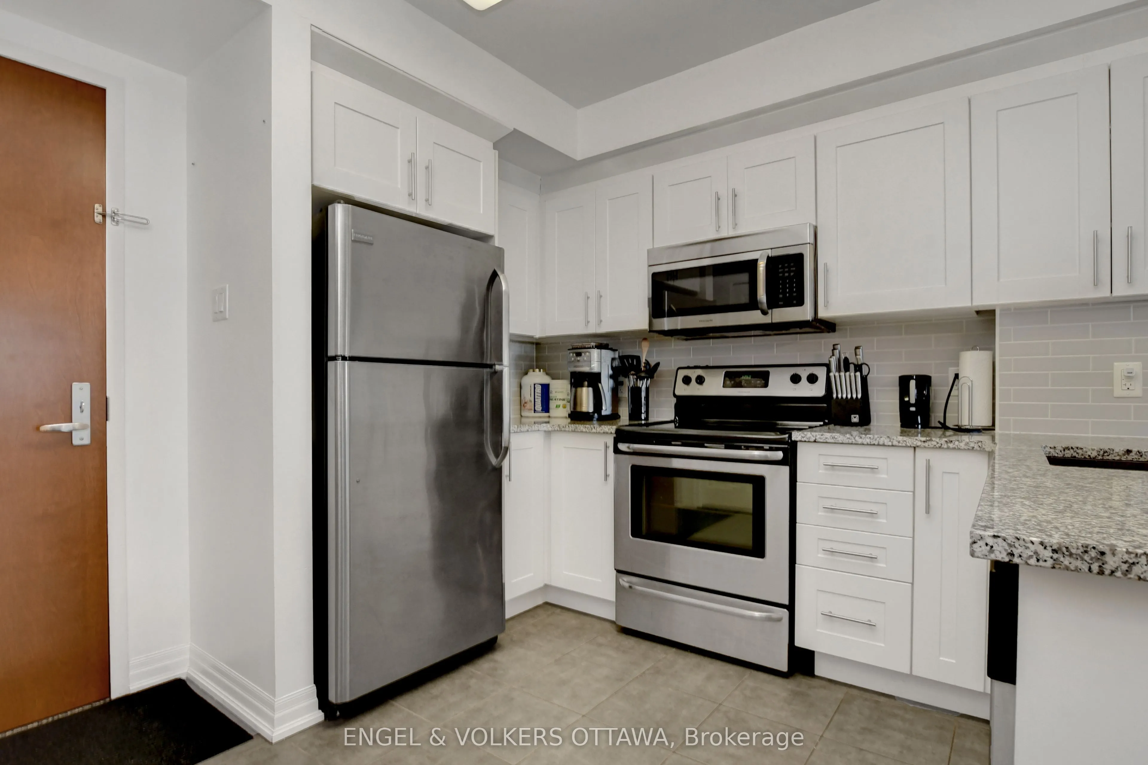 242 Rideau Street #1305