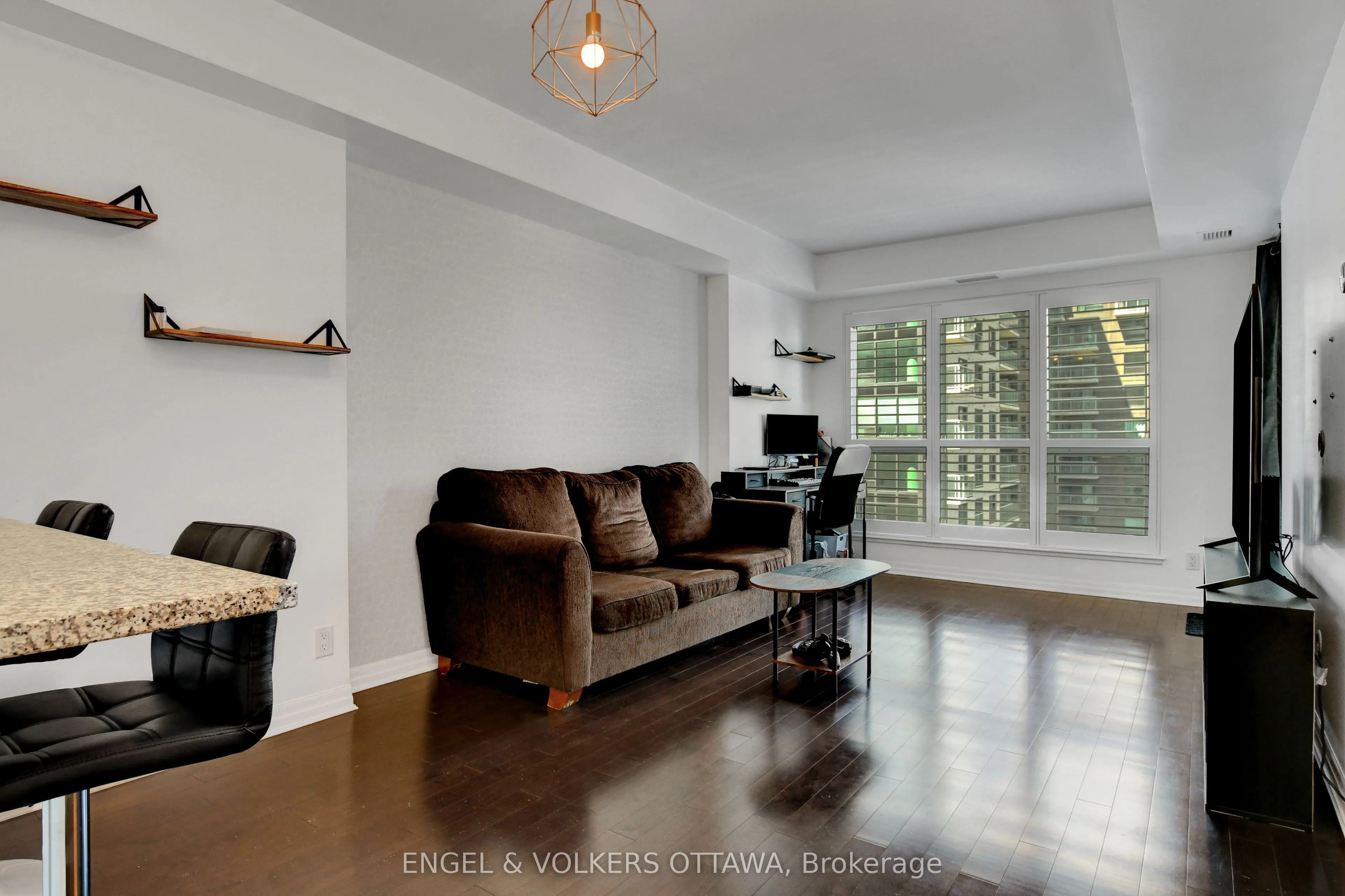 242 Rideau Street #1305