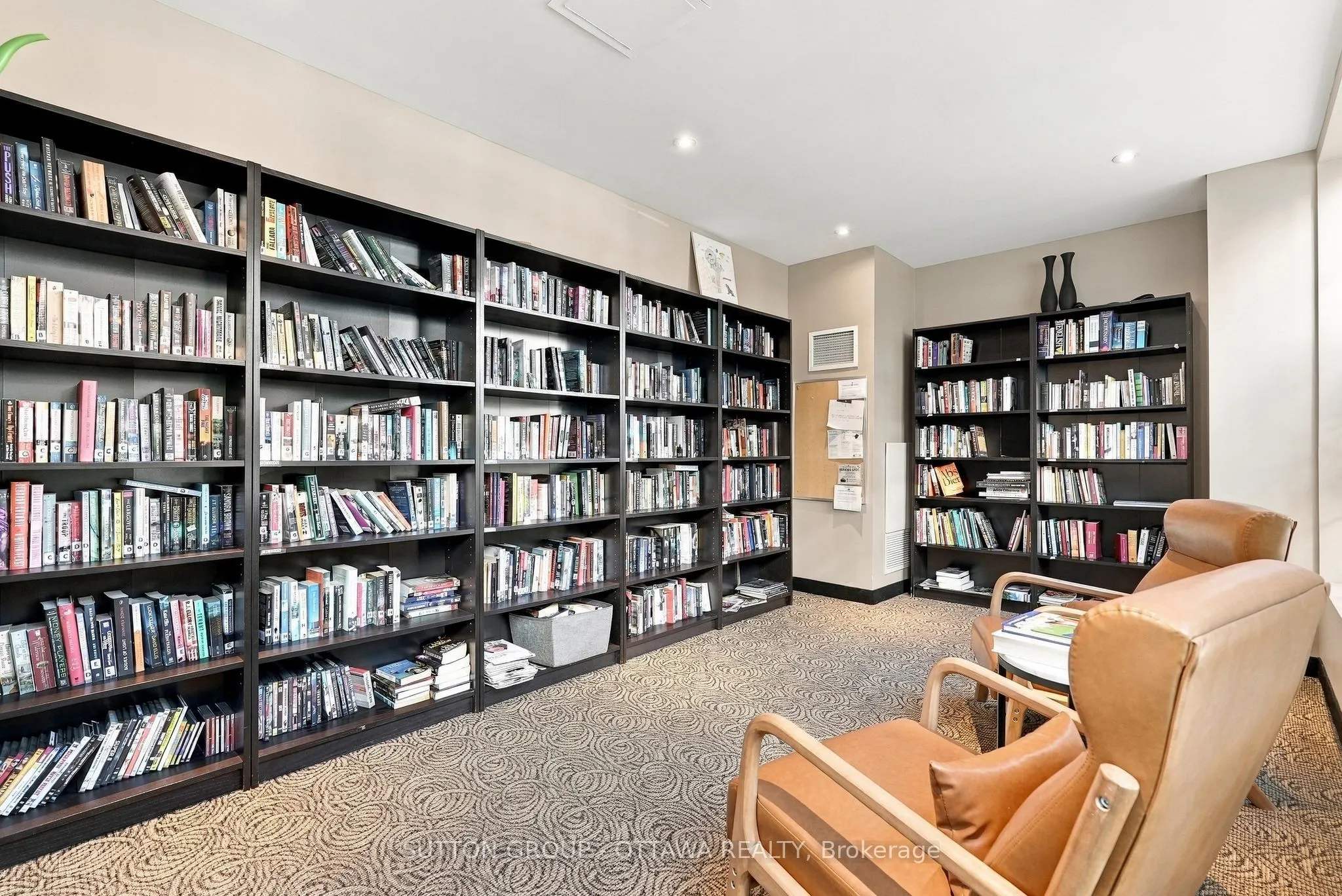138 Somerset Street W #1012