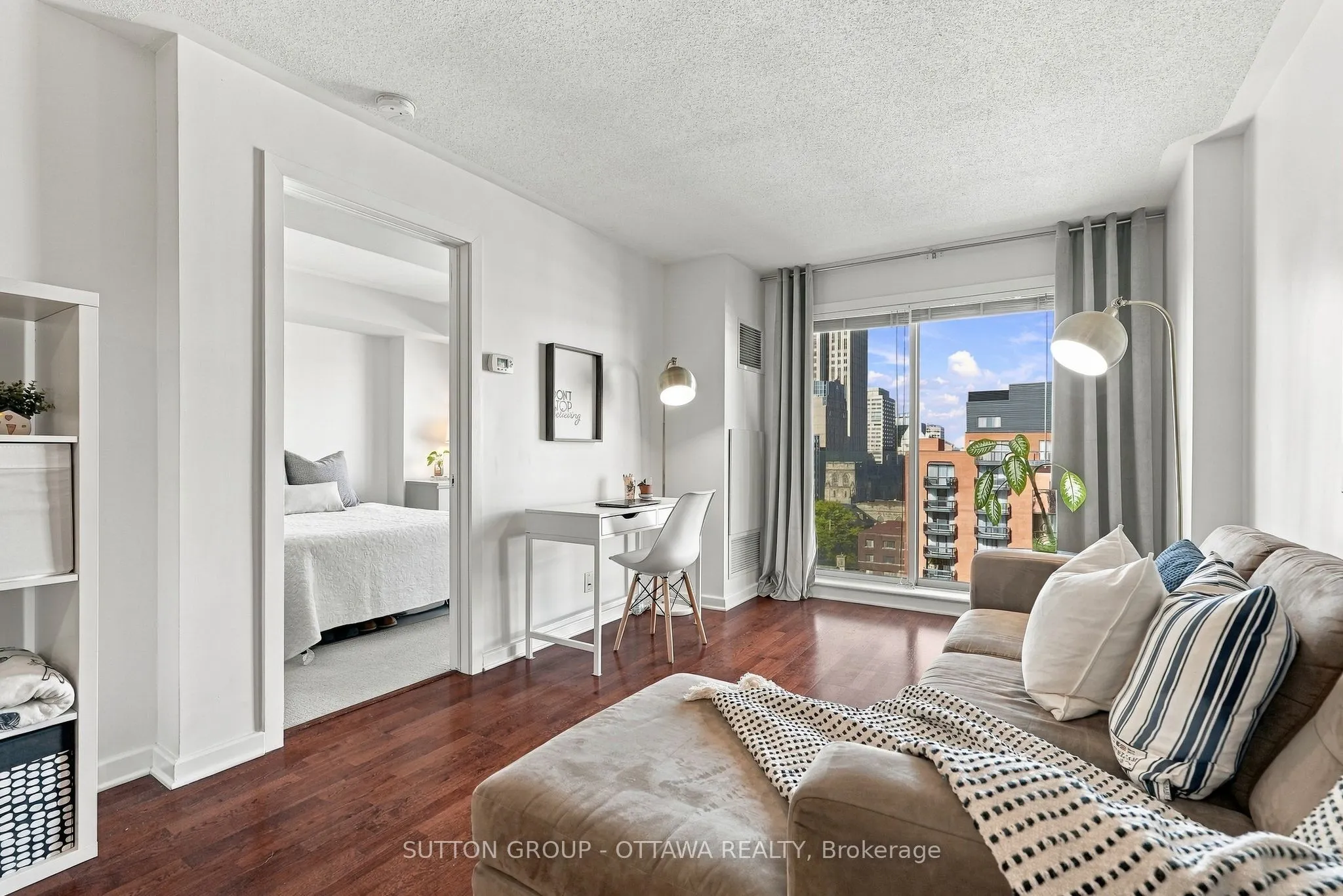 138 Somerset Street W #1012