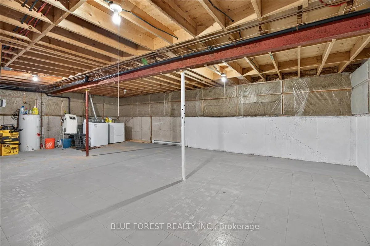 1460 Limberlost Road #9