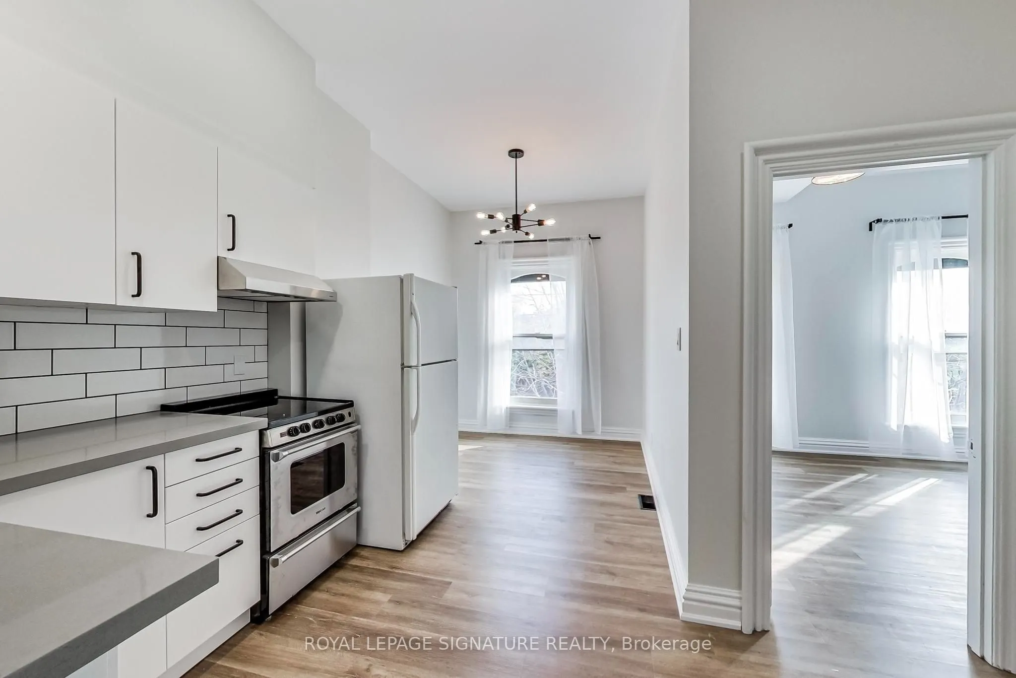102 West Avenue S #2