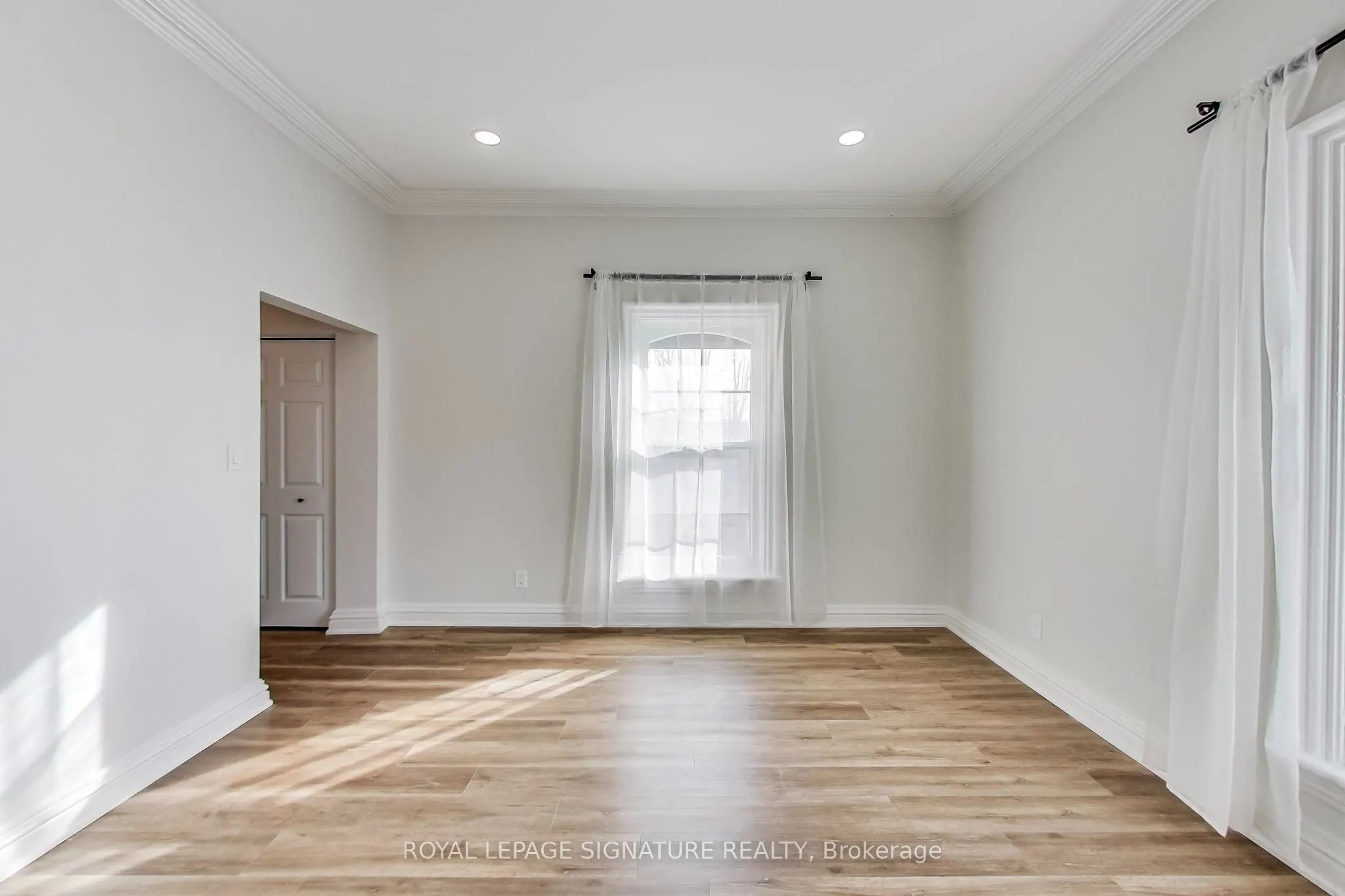 102 West Avenue S #2