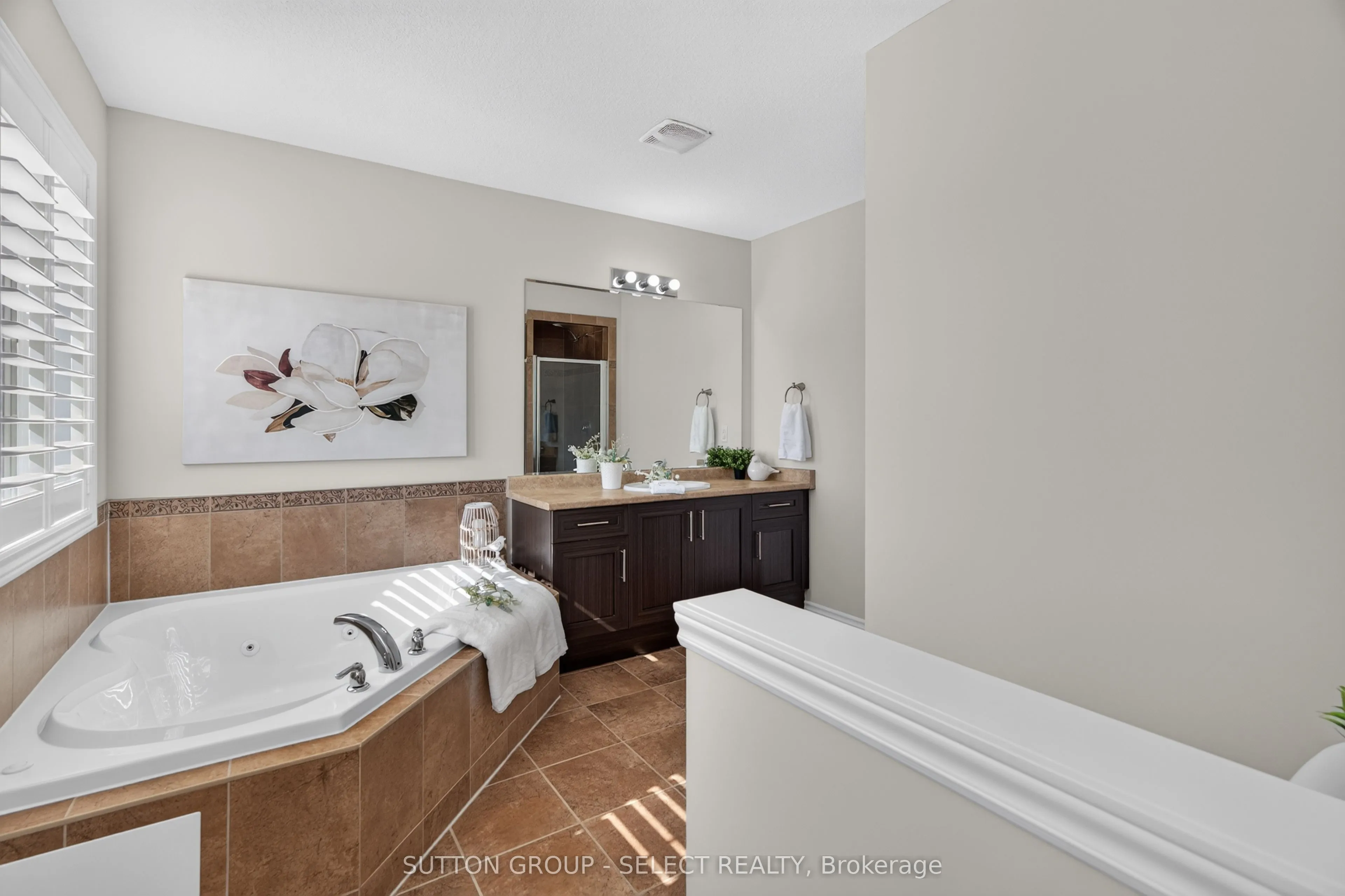 713 Silverfox Place