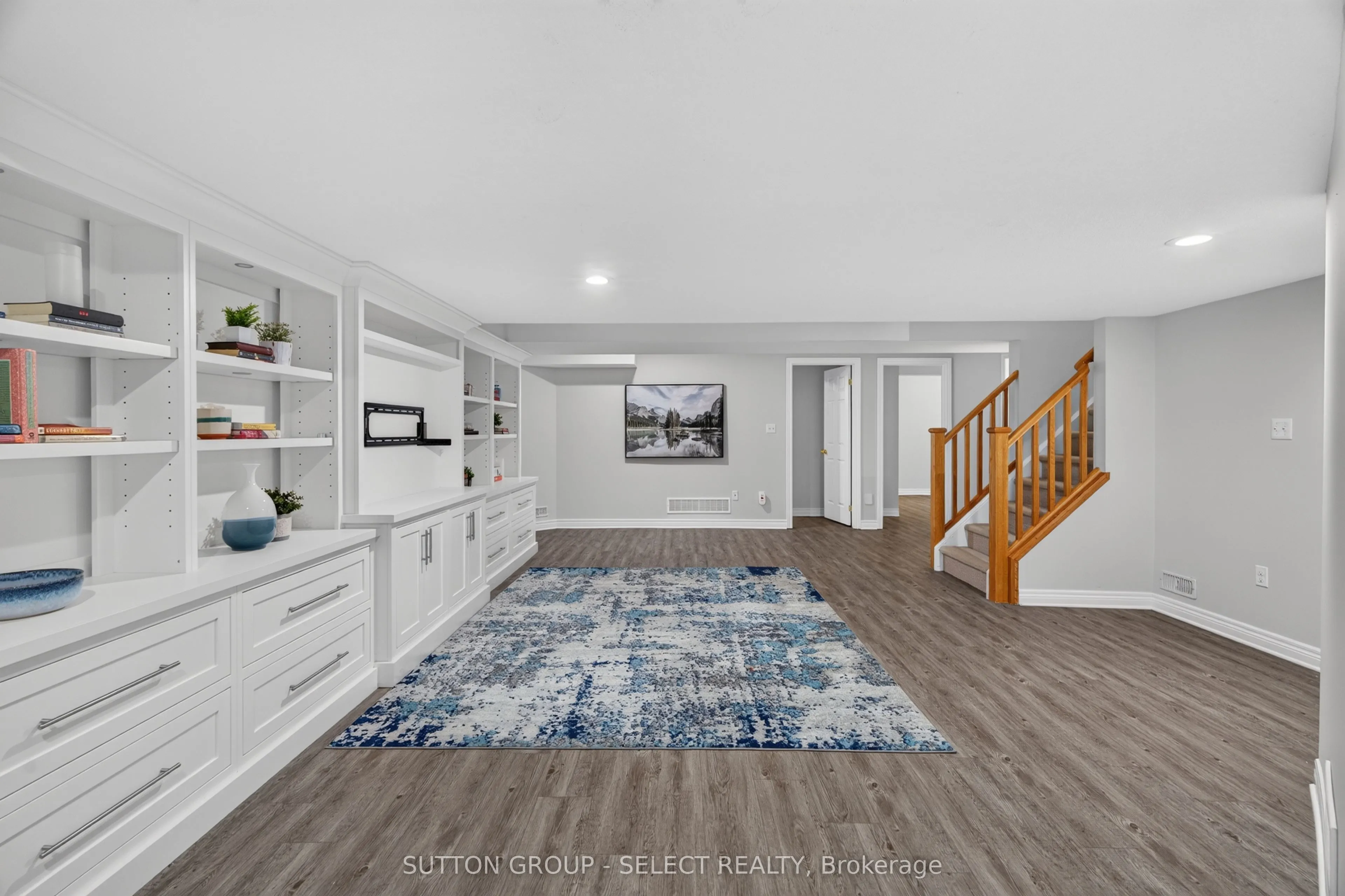713 Silverfox Place