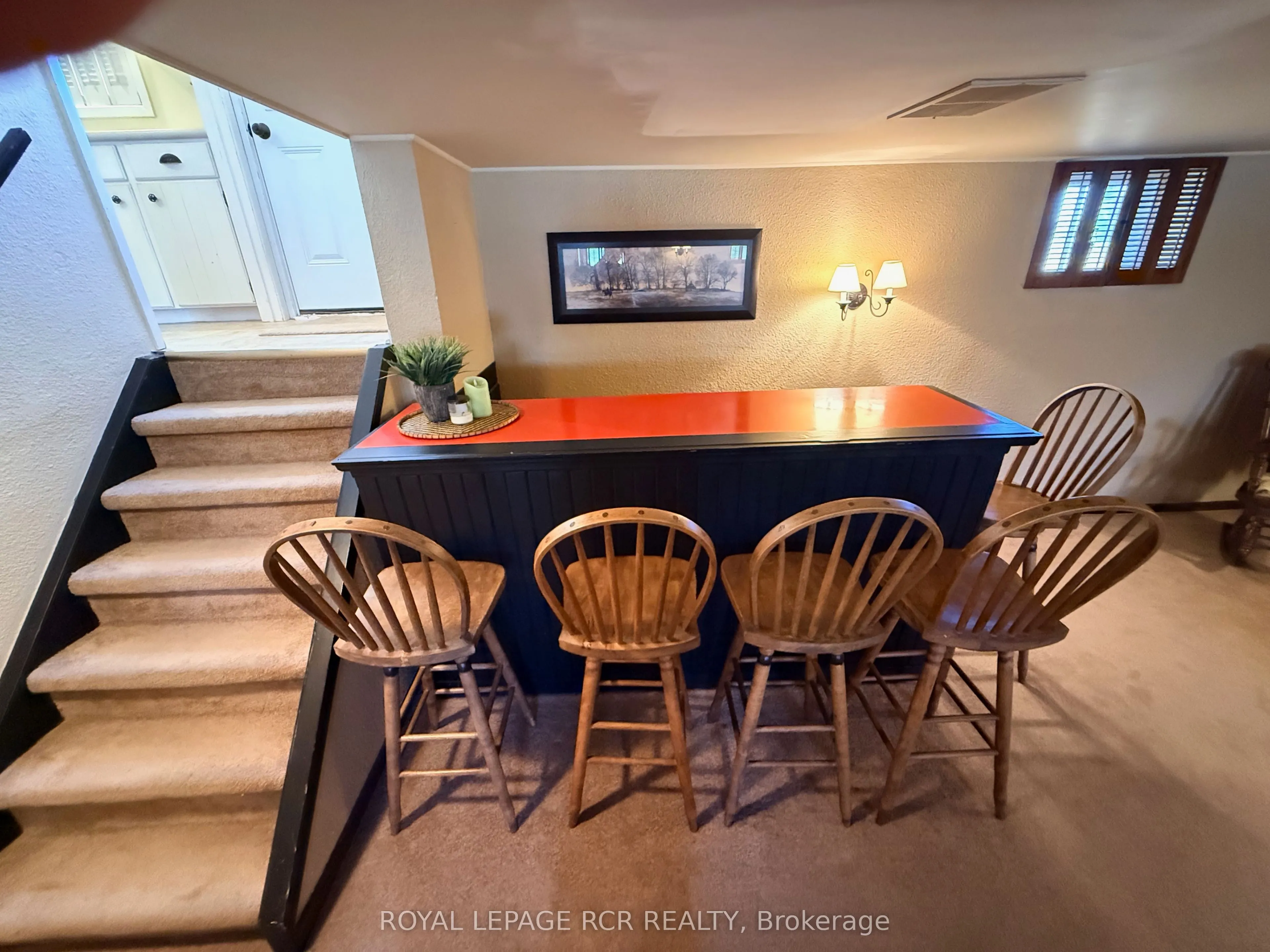 466 Sandhill Court