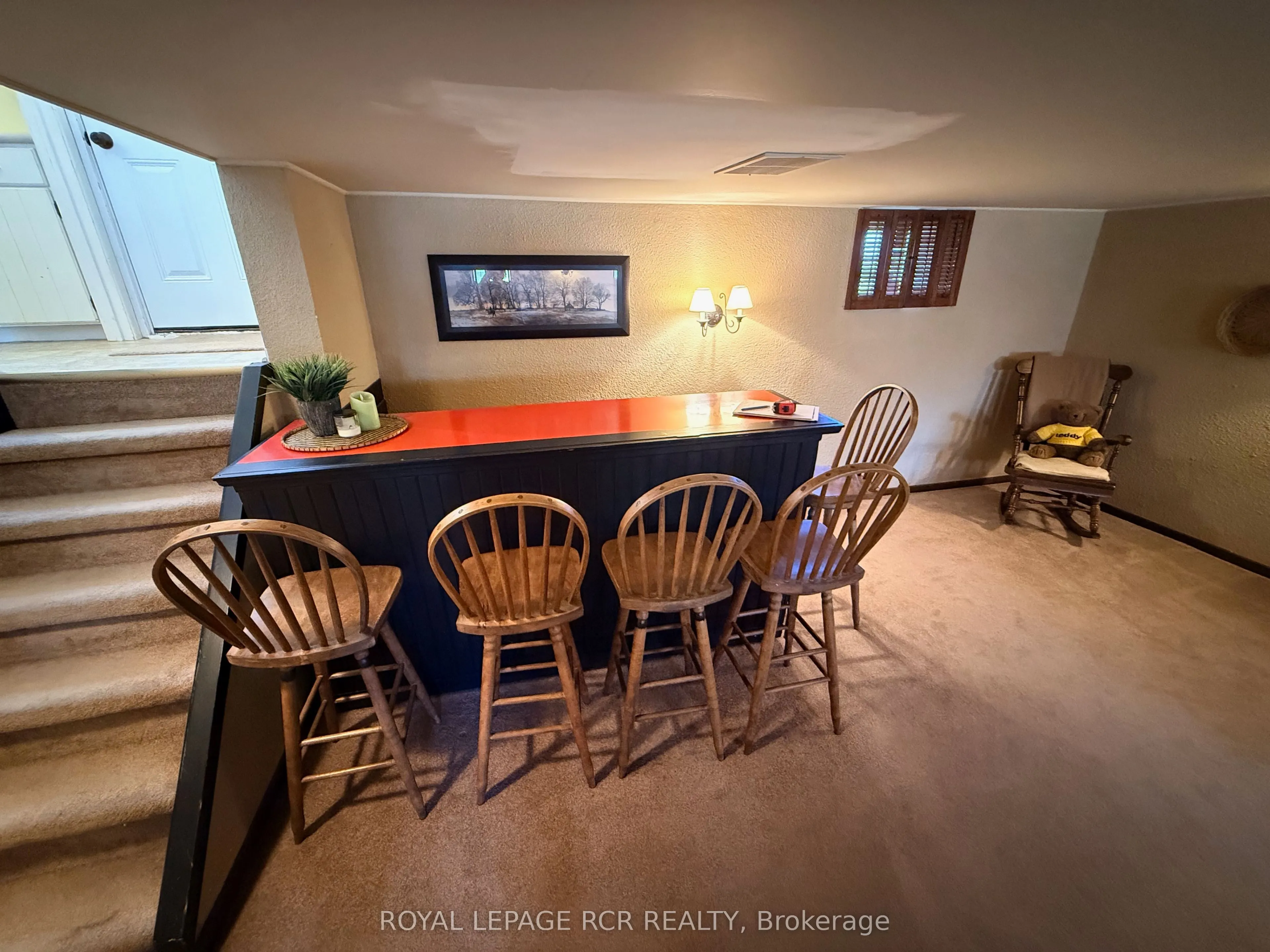 466 Sandhill Court
