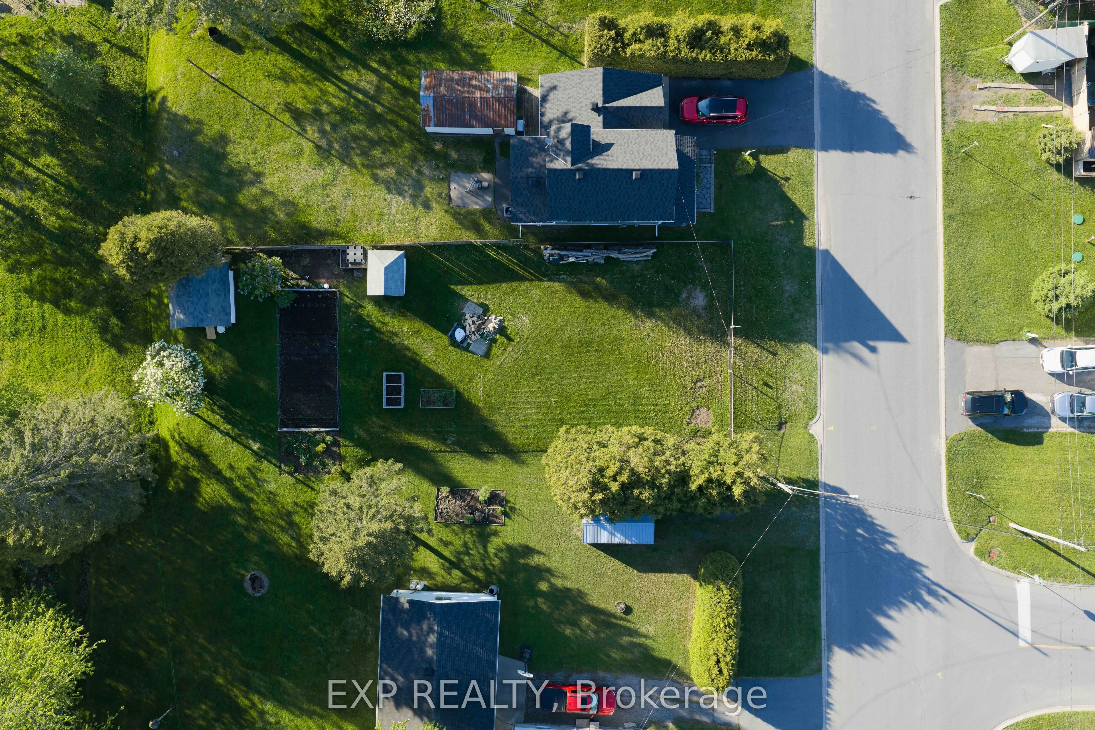 4 MONTCALM Street