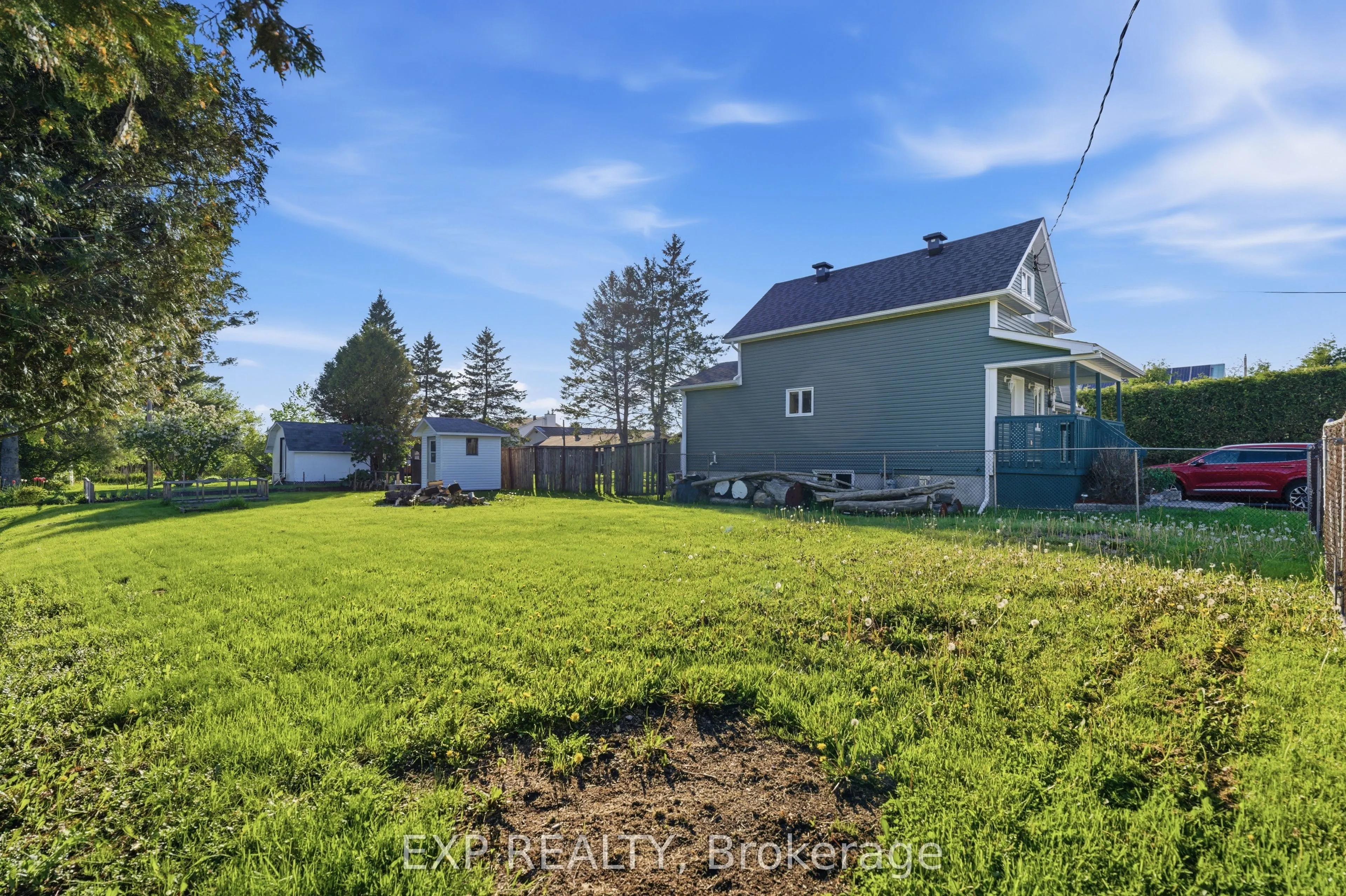4 MONTCALM Street