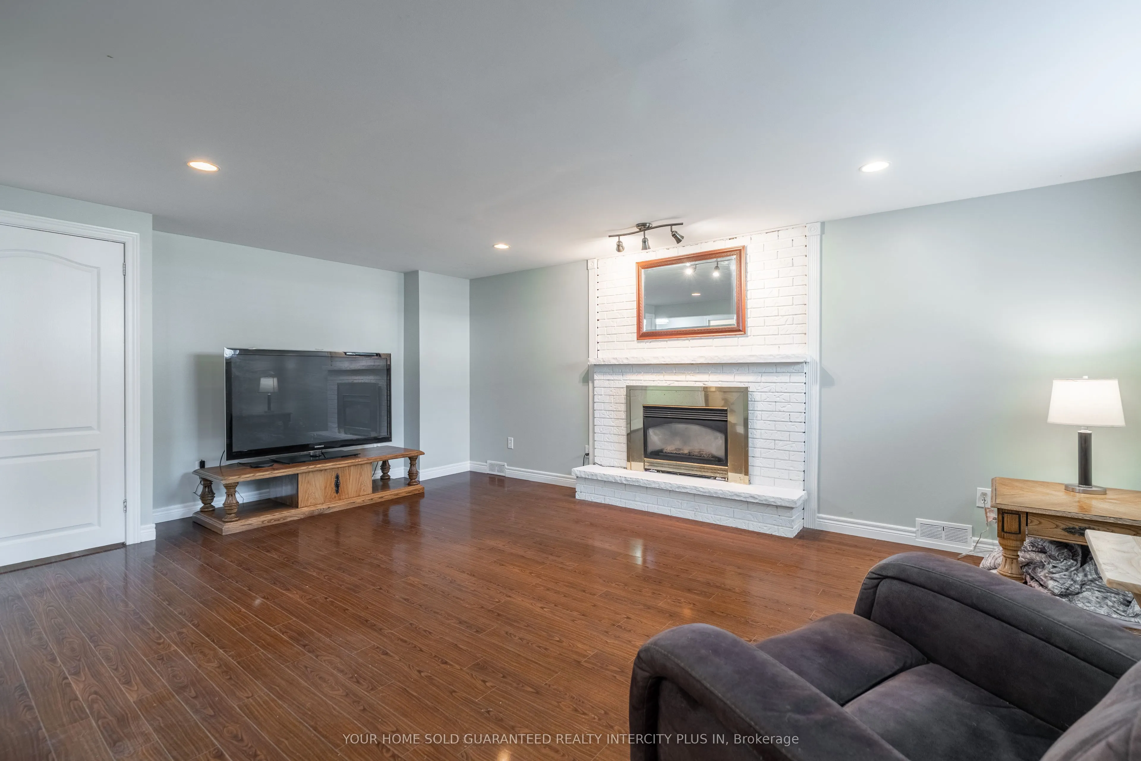 130 Burrwood Drive