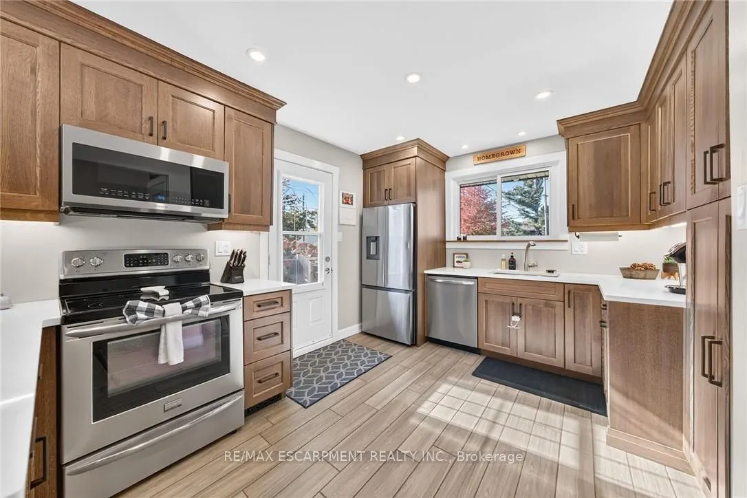 225 Maccrae Drive