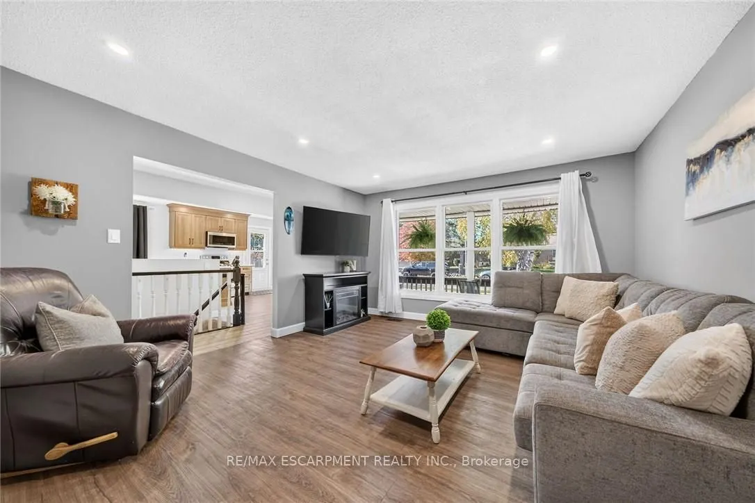 225 Maccrae Drive
