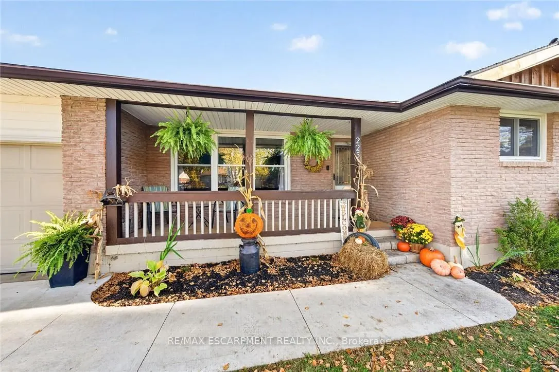 225 Maccrae Drive