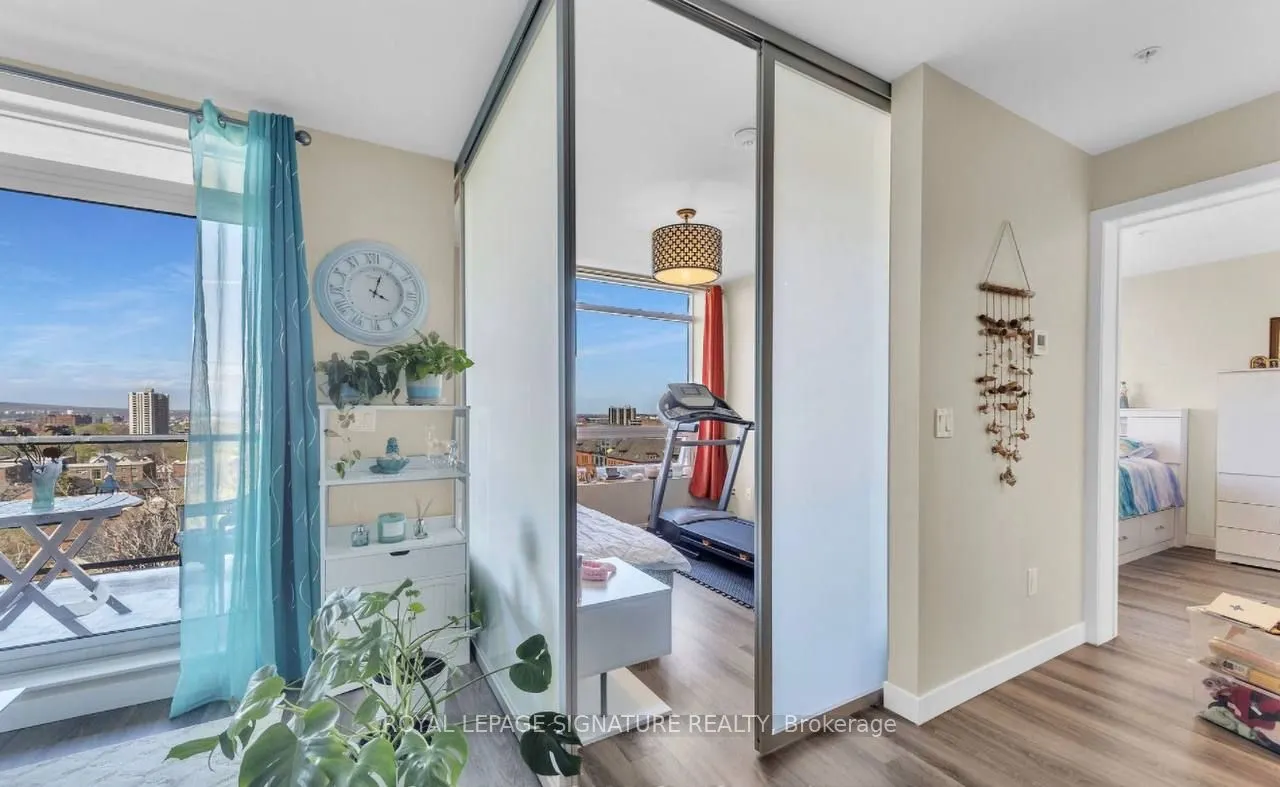 467 Charlton Street #405