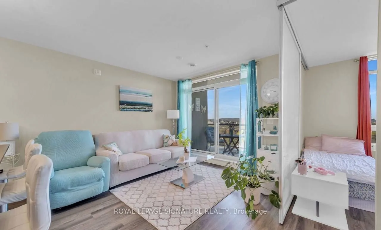 467 Charlton Street #405