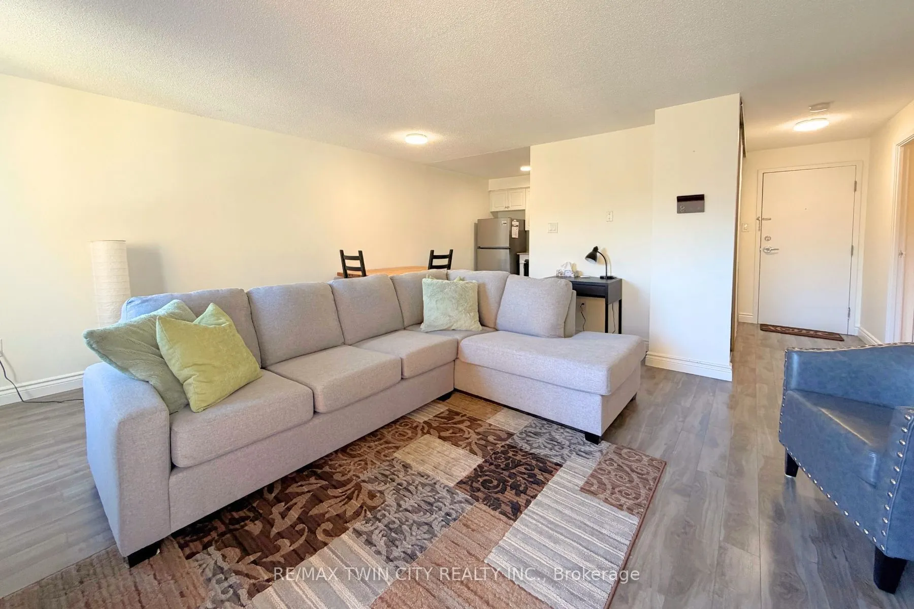 276 Eiwo Court #2