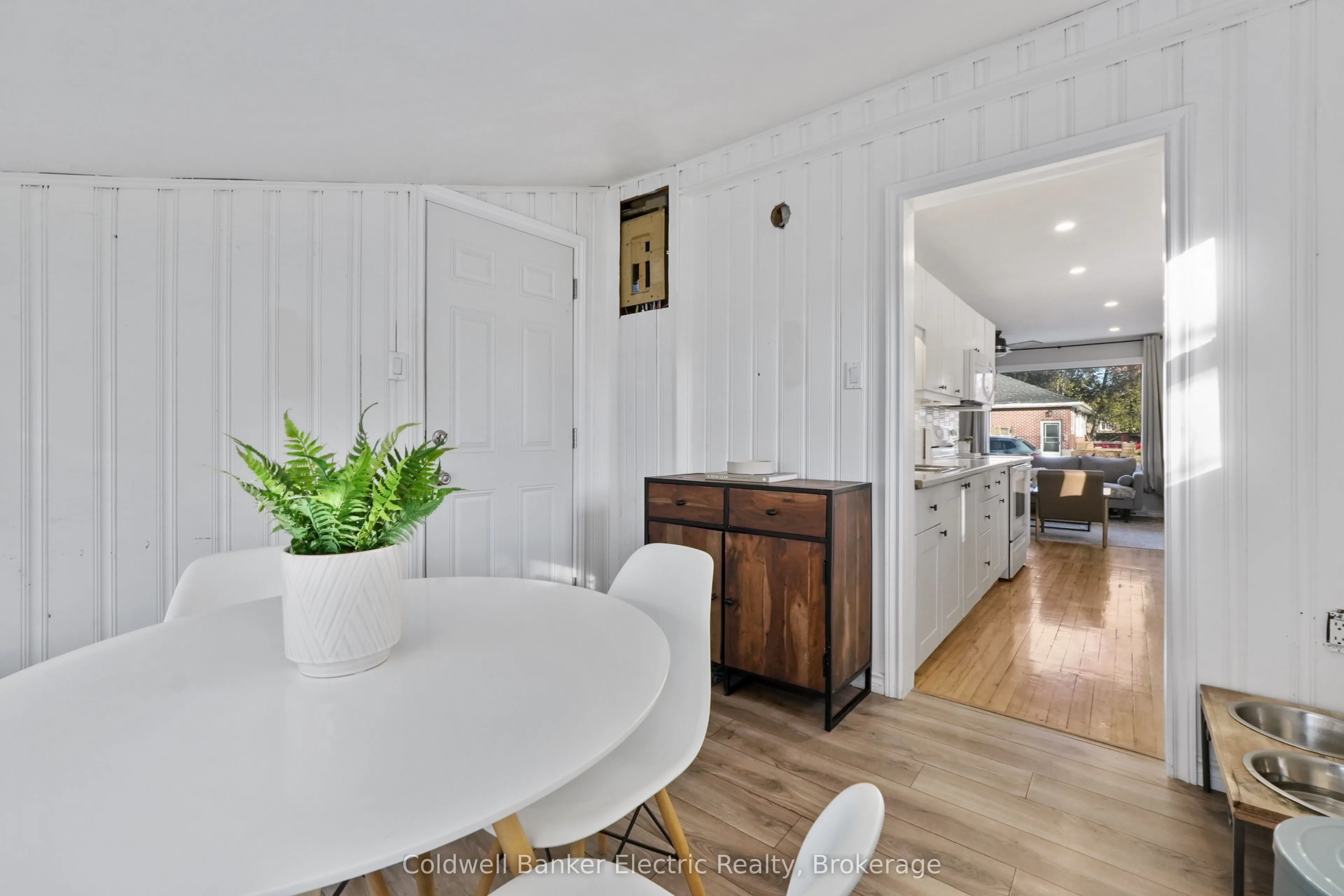 231 Woodbine Avenue