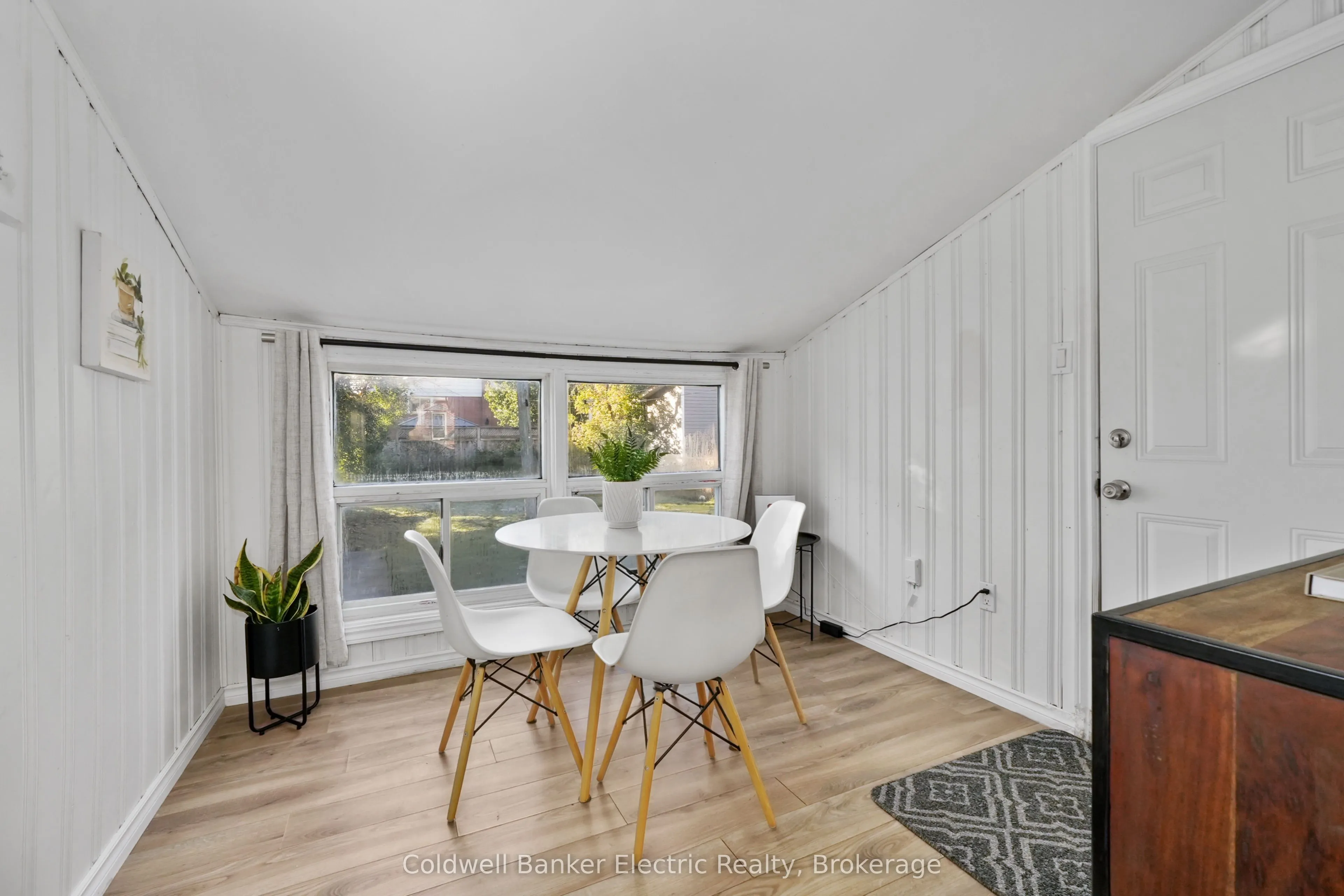 231 Woodbine Avenue