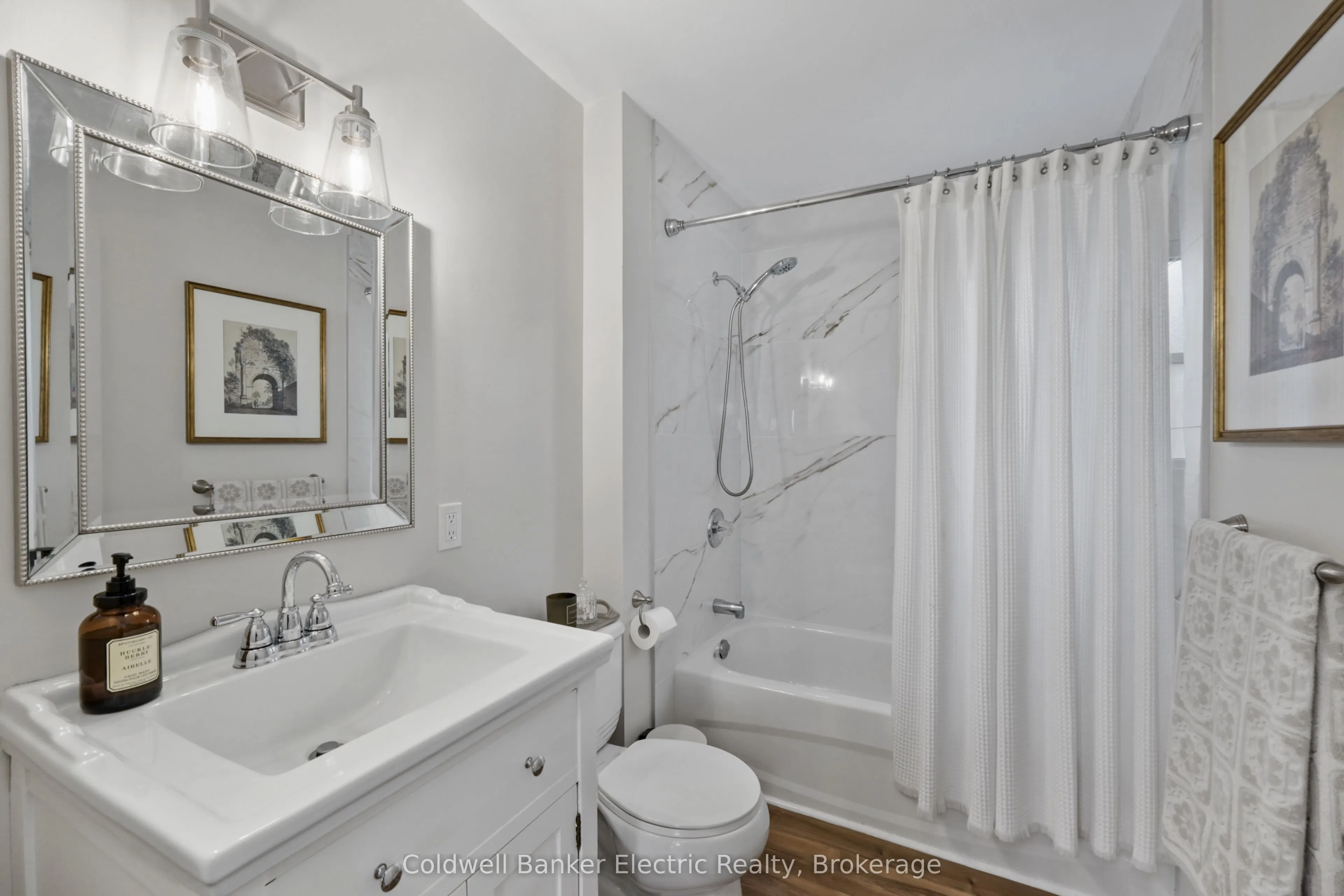 231 Woodbine Avenue