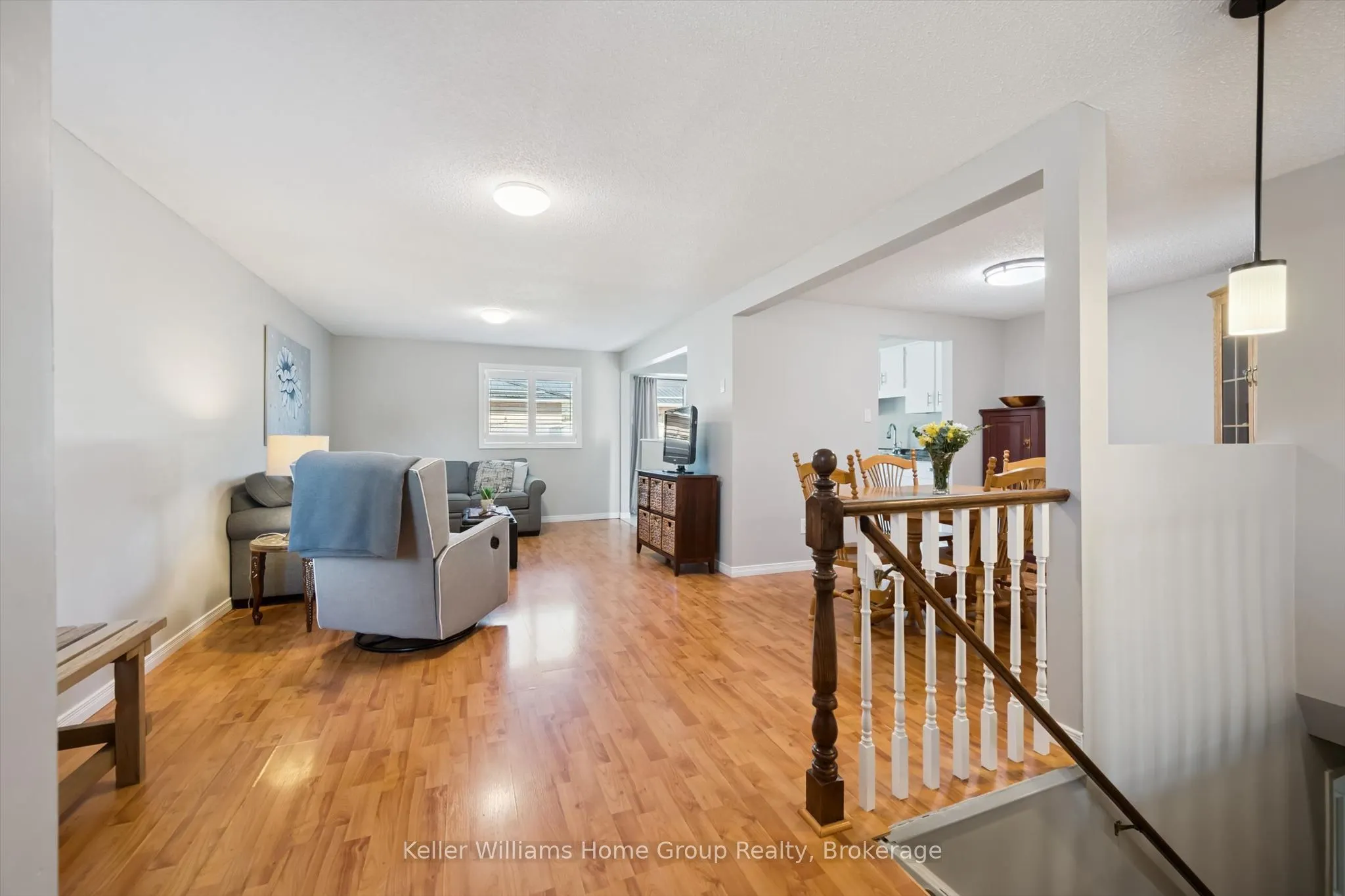 395 Strathallan Street