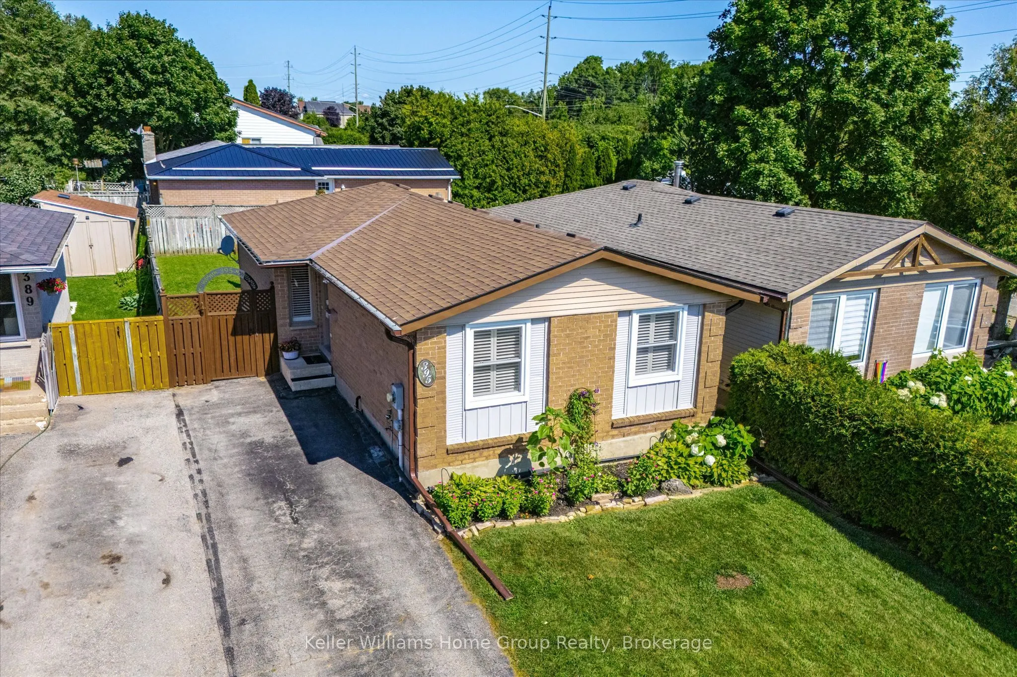 395 Strathallan Street
