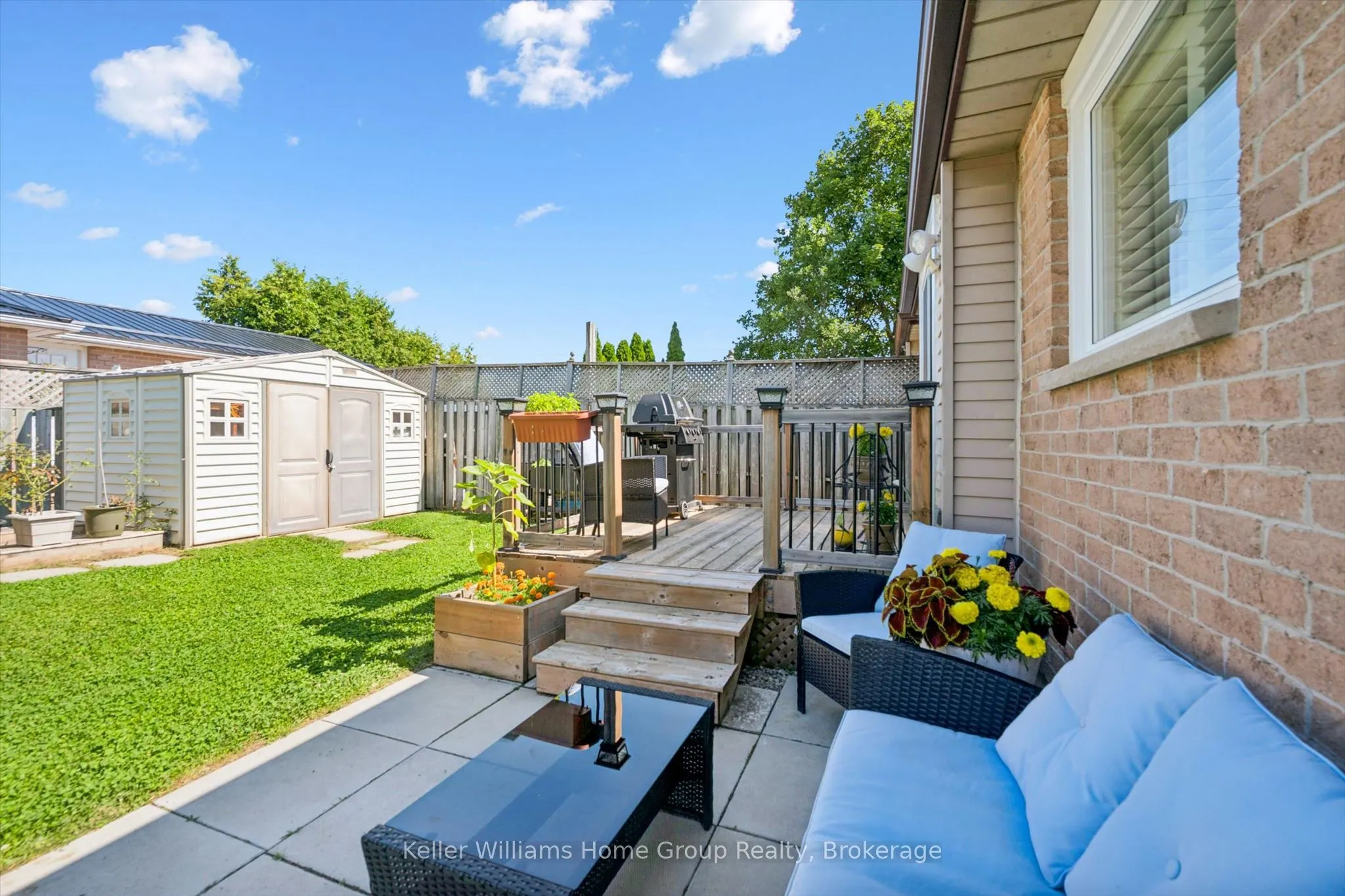 395 Strathallan Street