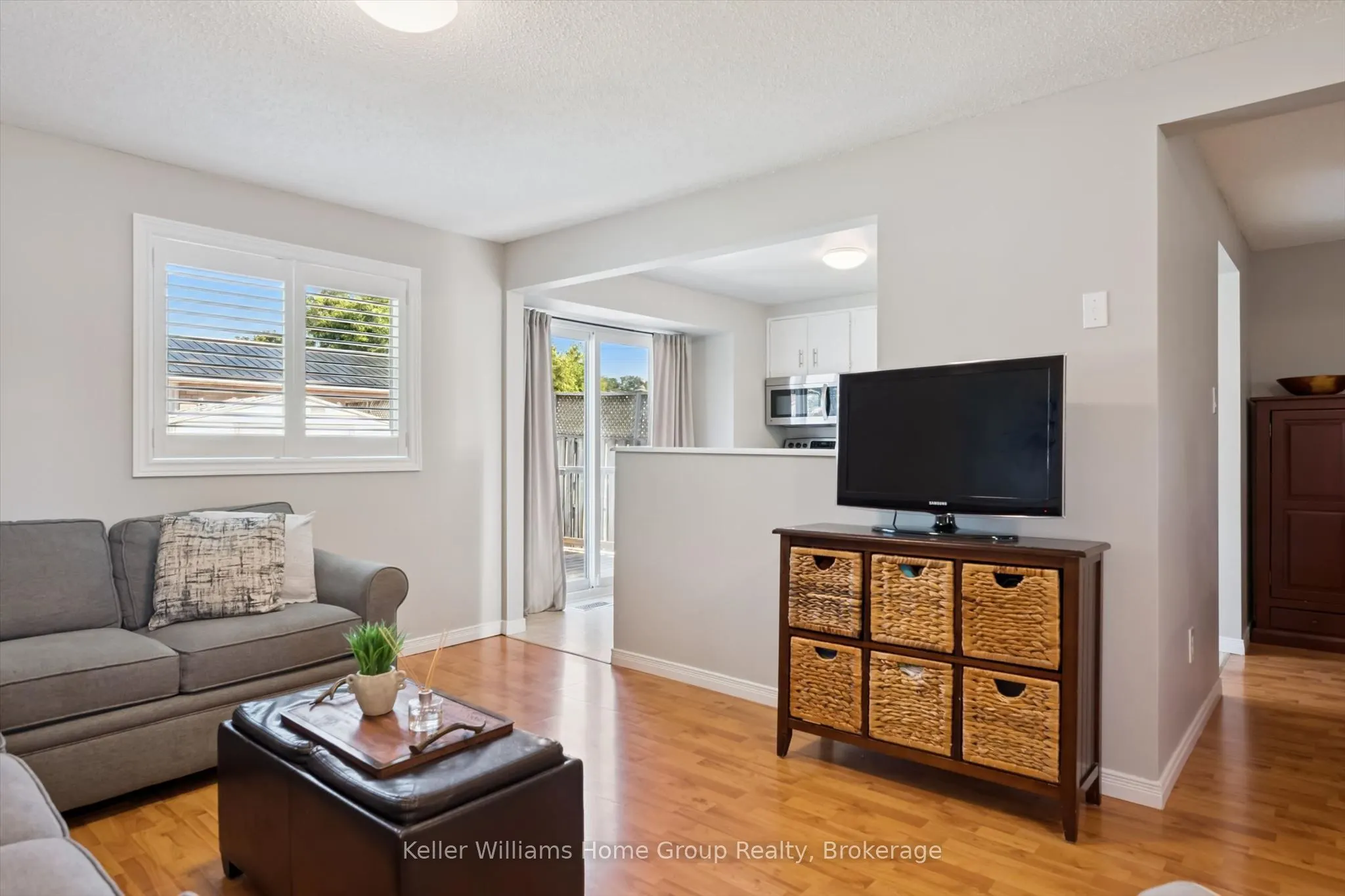 395 Strathallan Street