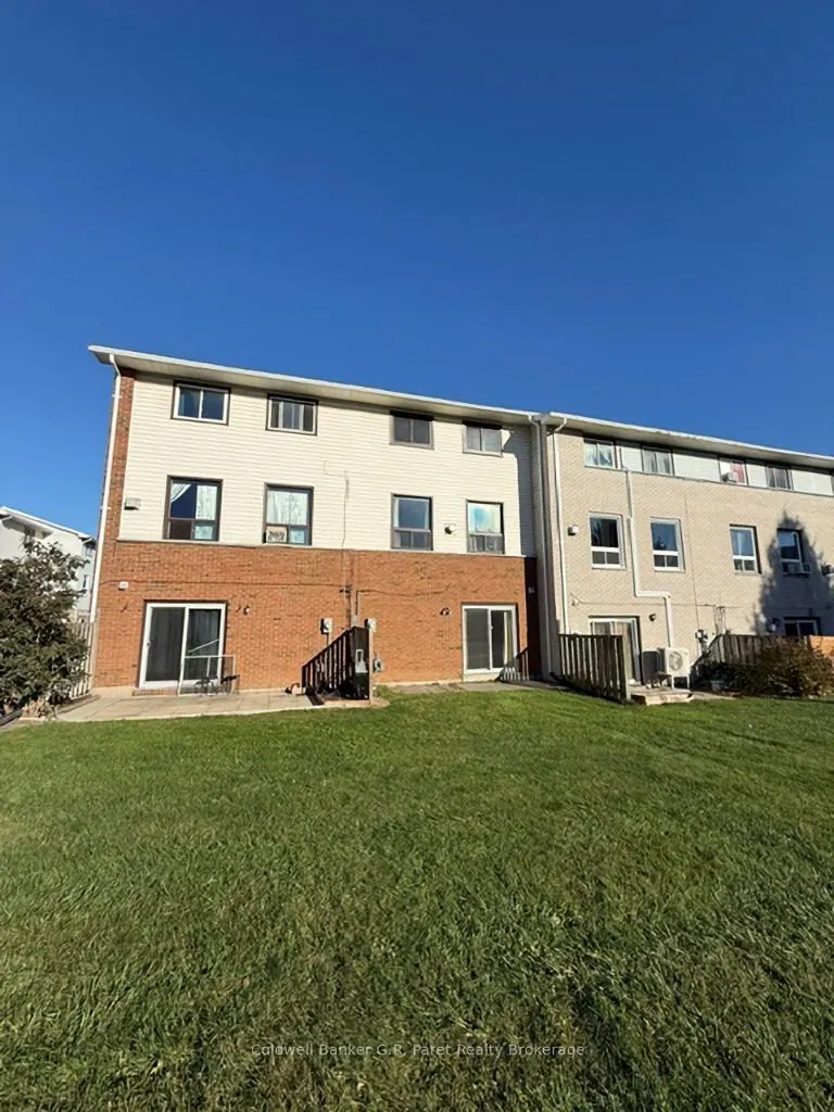 129 Concession Street E #29