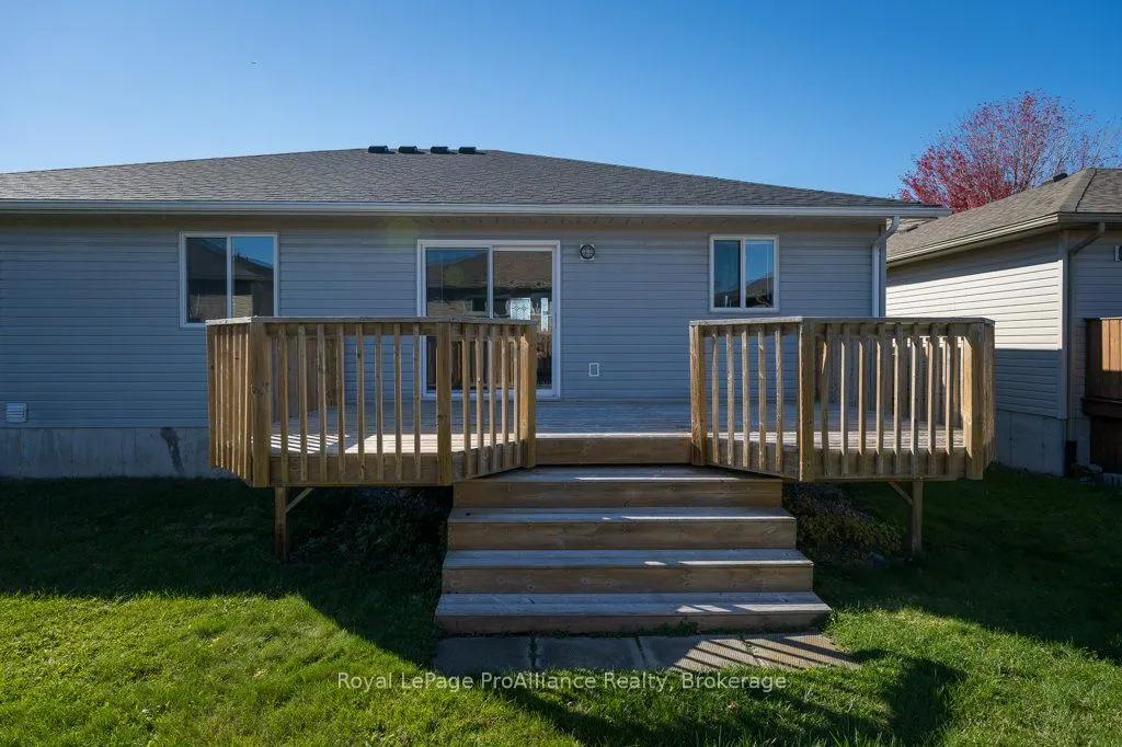 35 Forest Valley Drive