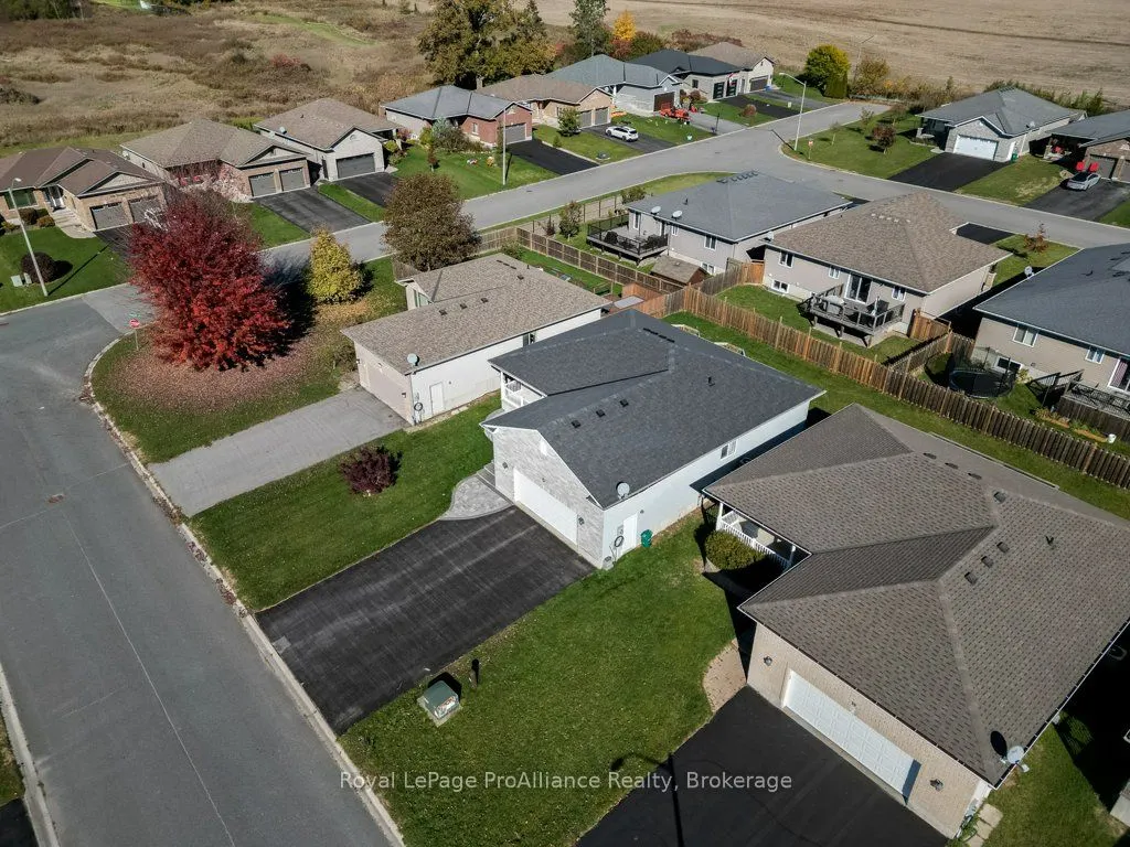 35 Forest Valley Drive