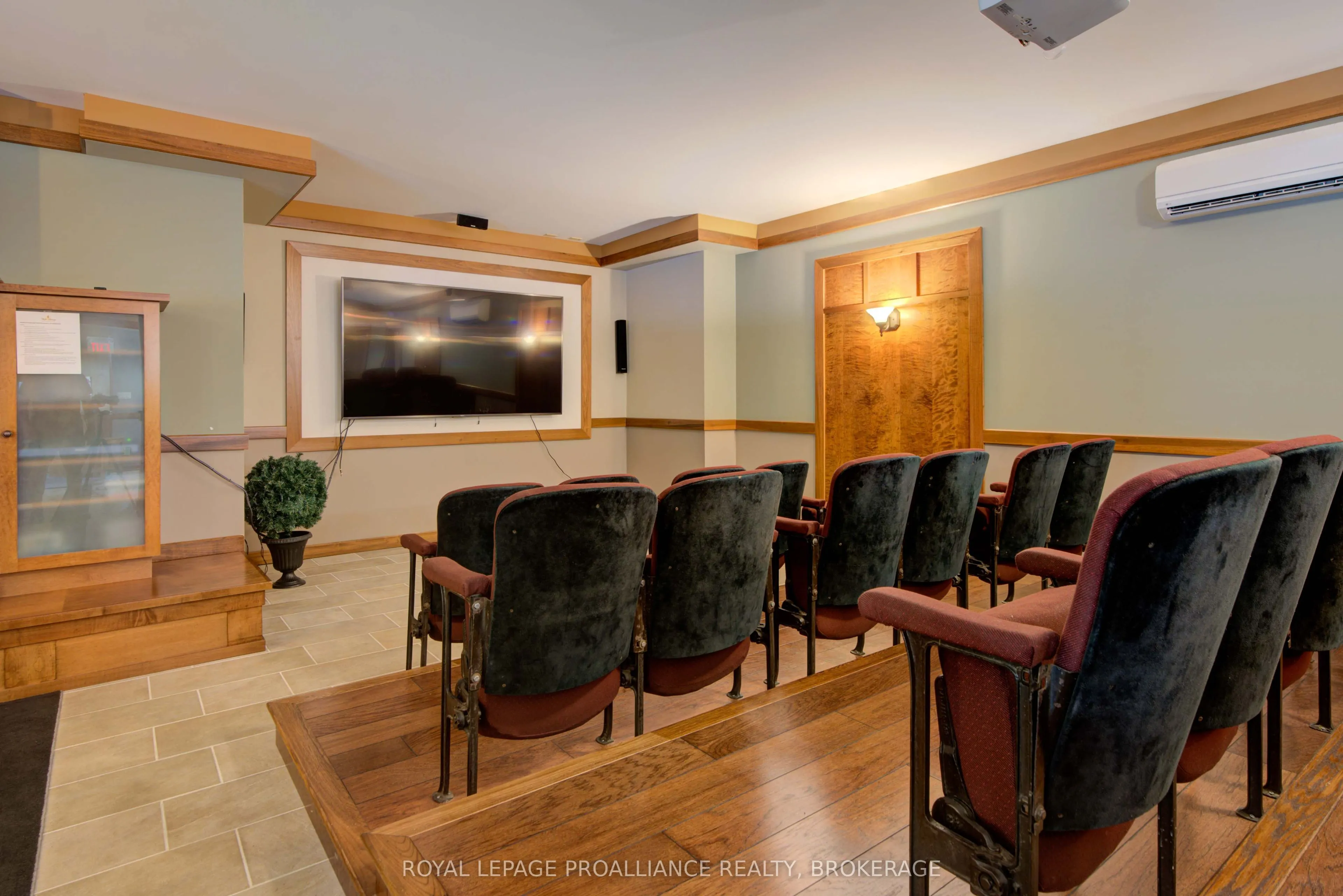 532 10th Concession Road #3-9