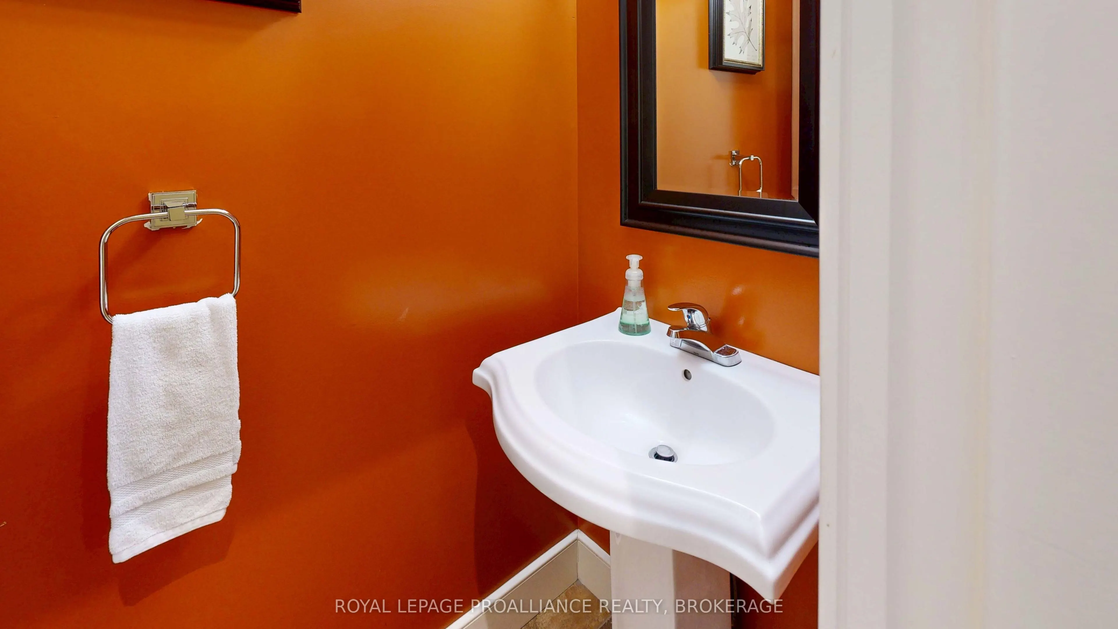532 10th Concession Road #3-9