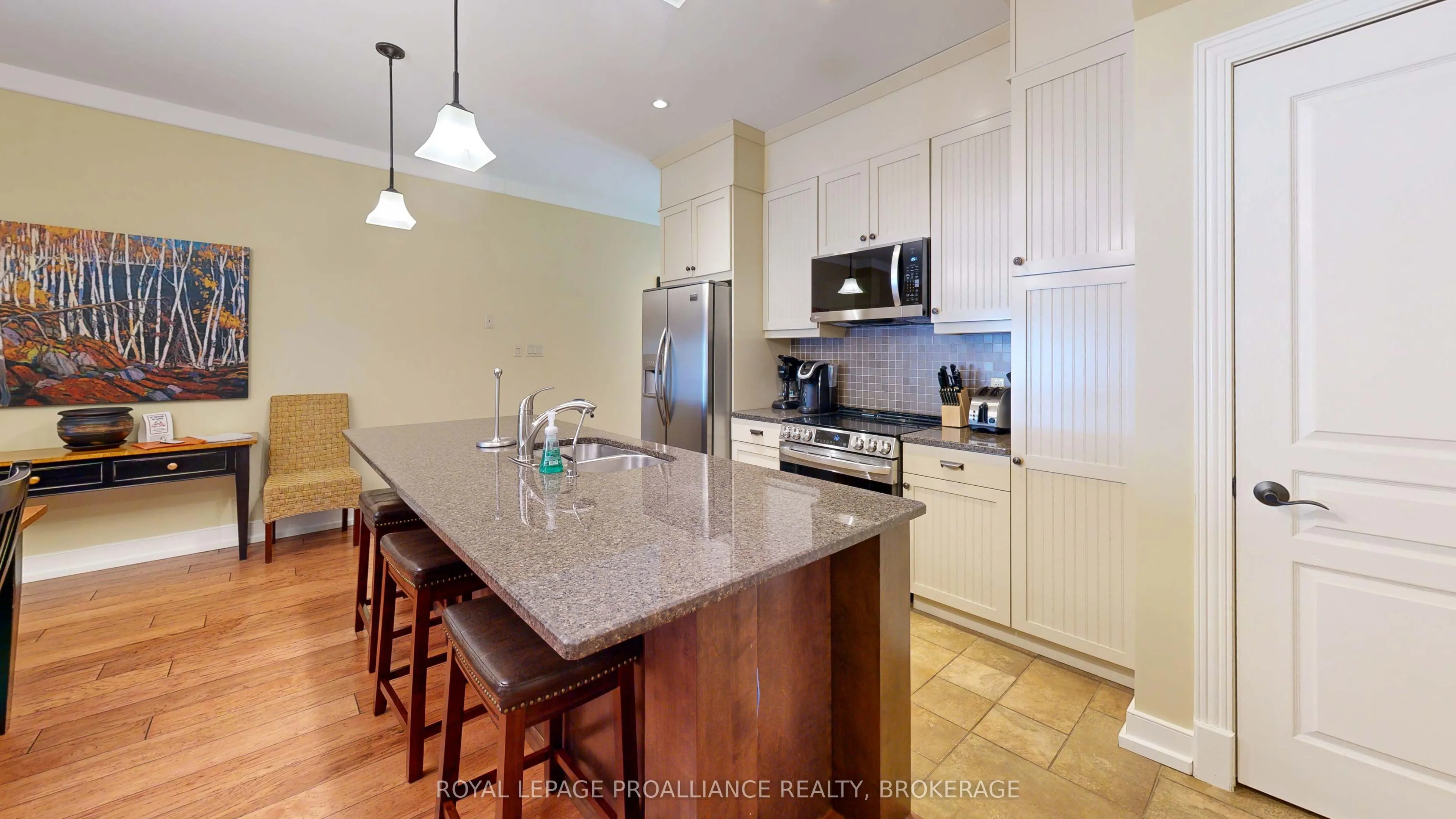 532 10th Concession Road #3-9