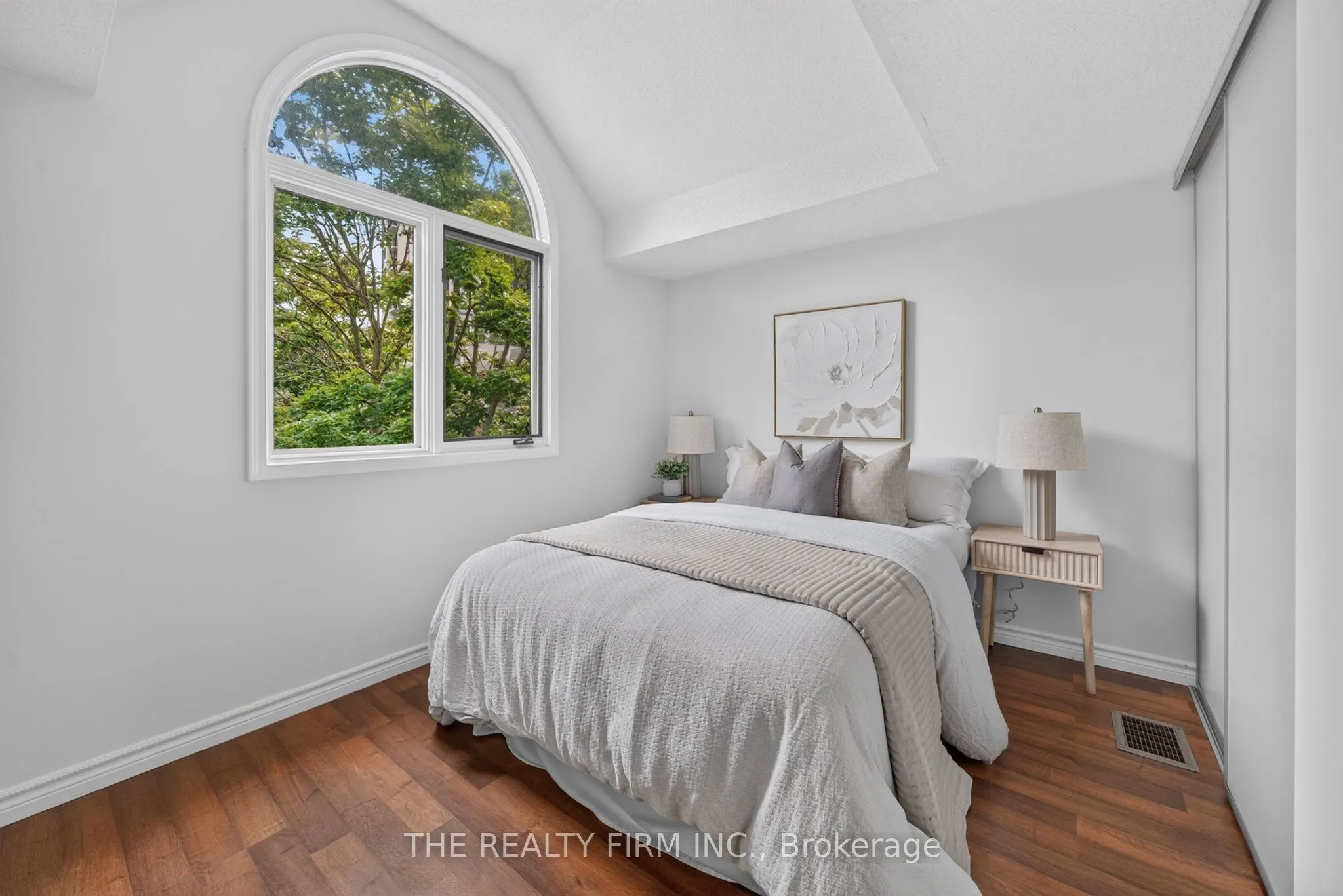 9 Ailsa Place #5