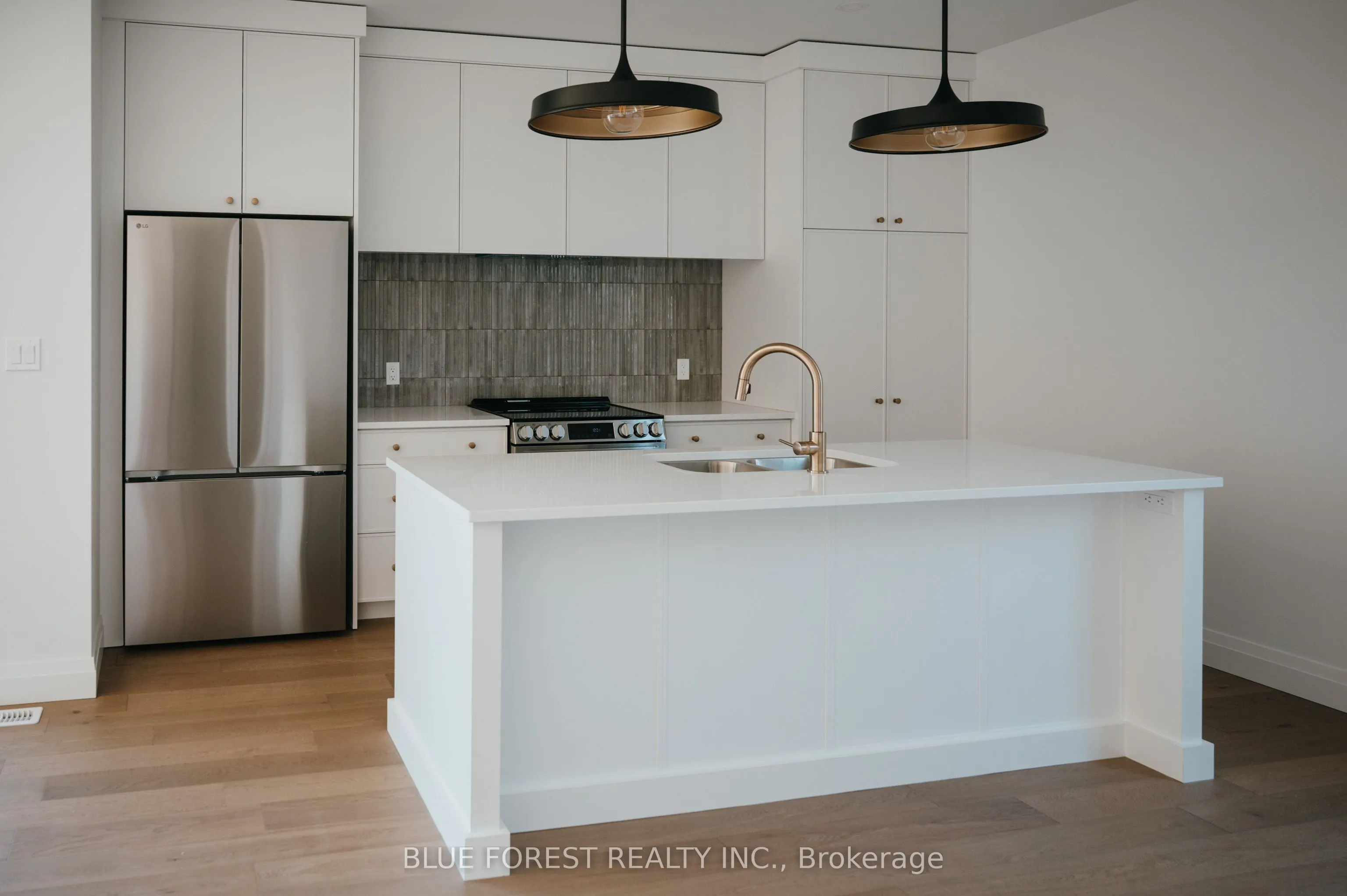 172 Renaissance Drive