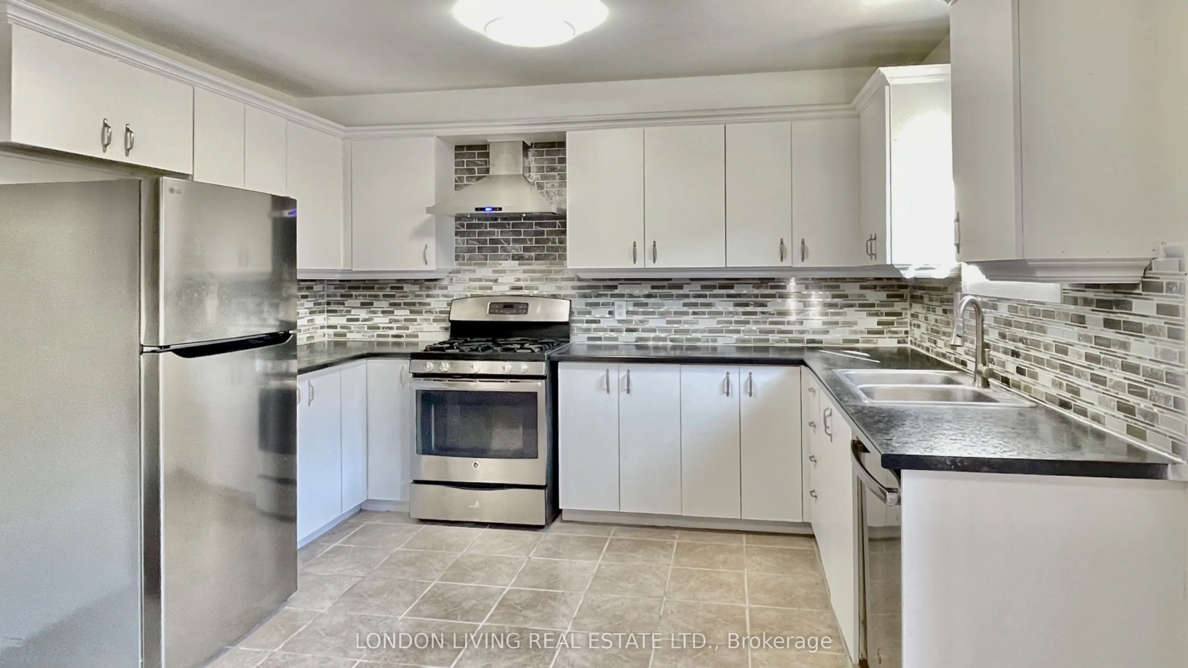 25 Erica Crescent #47