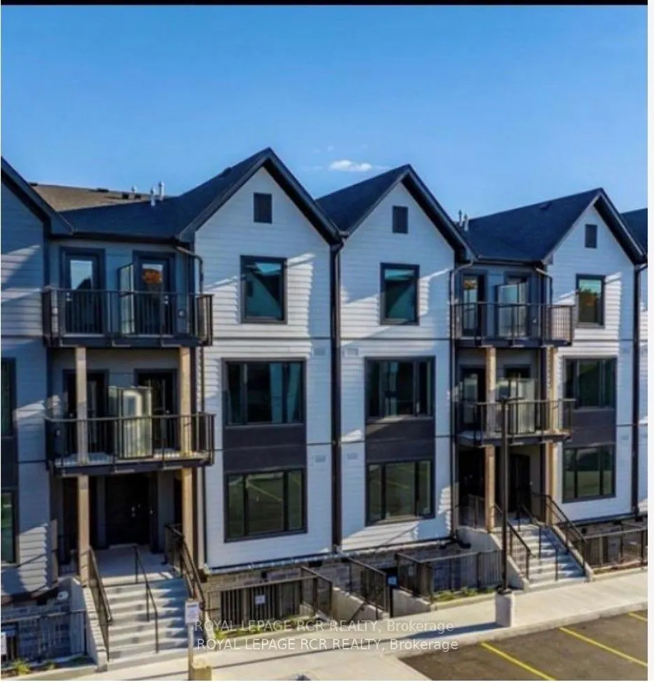 708 Woolwich Street #112