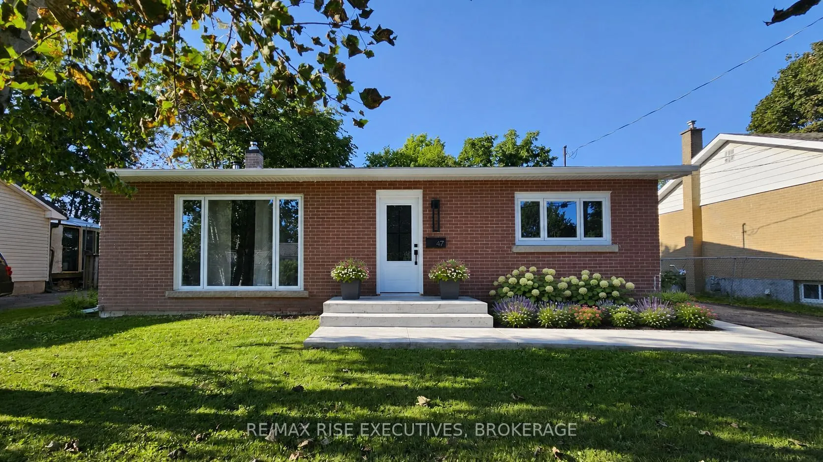 47 Henry Crescent