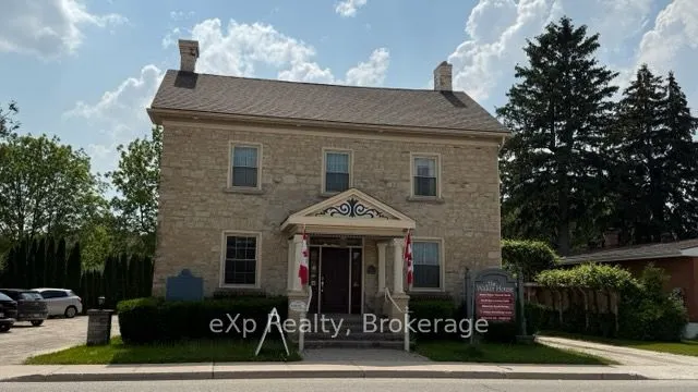15 MCNAB Street