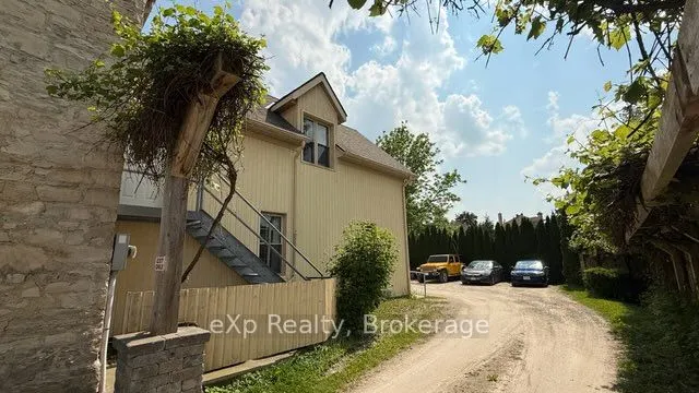 15 MCNAB Street
