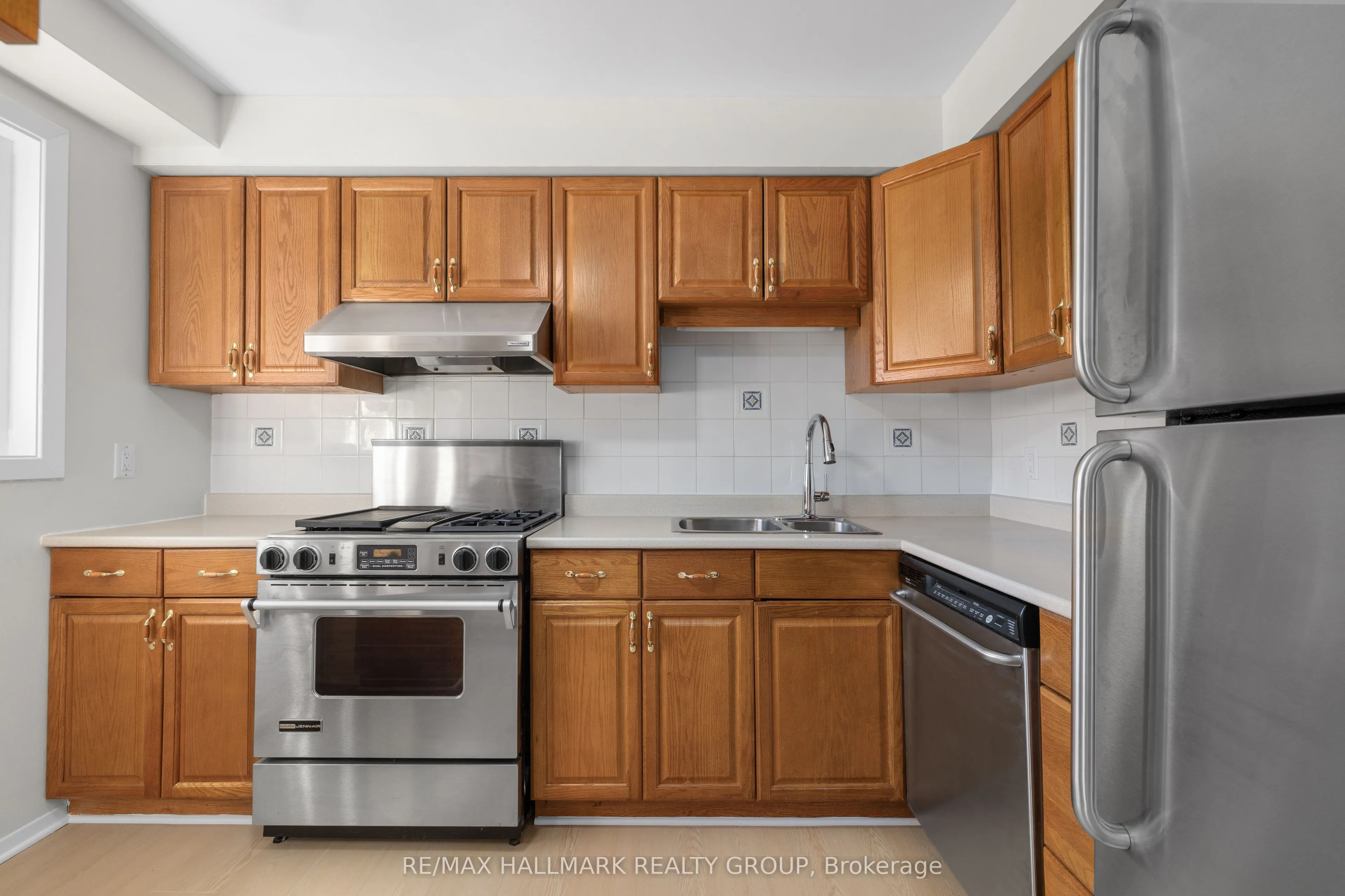 1A Forester Crescent #40