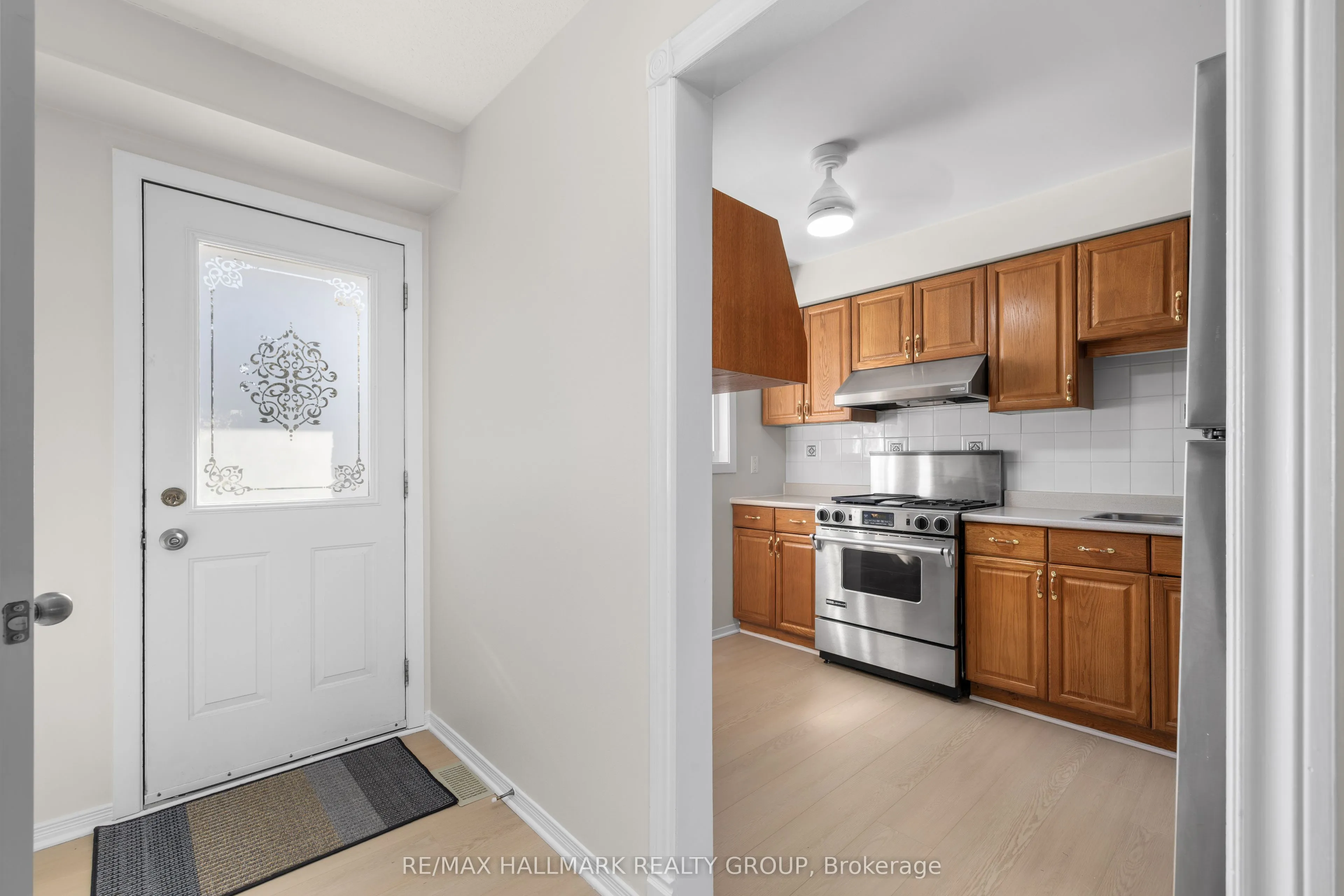 1A Forester Crescent #40
