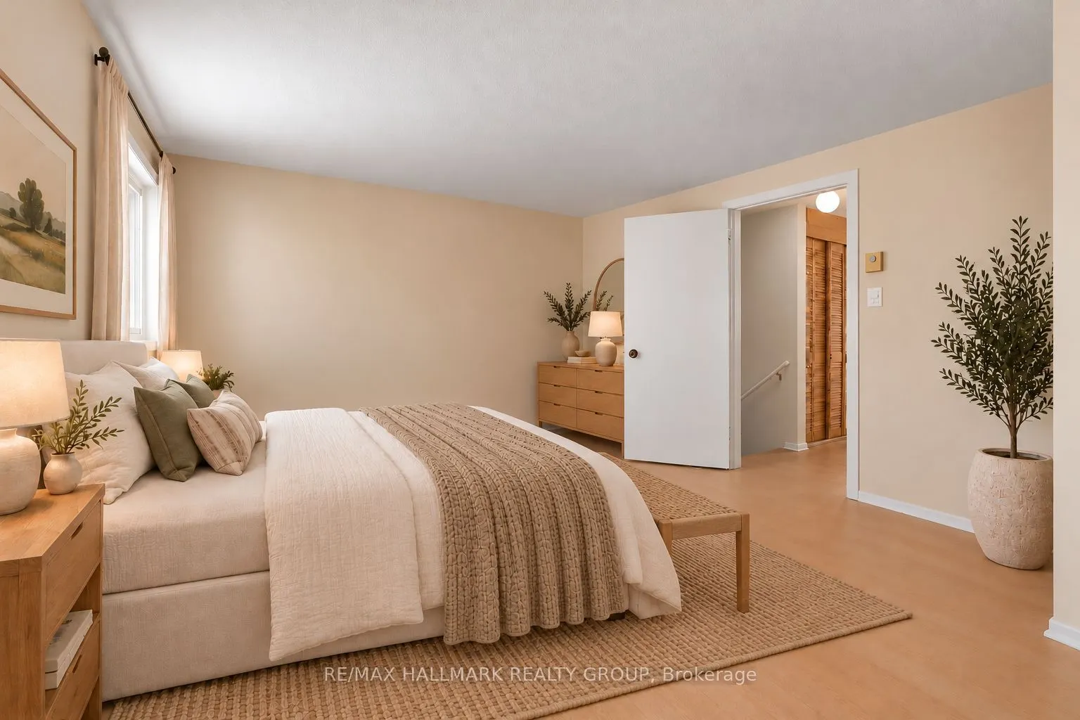 1A Forester Crescent #40