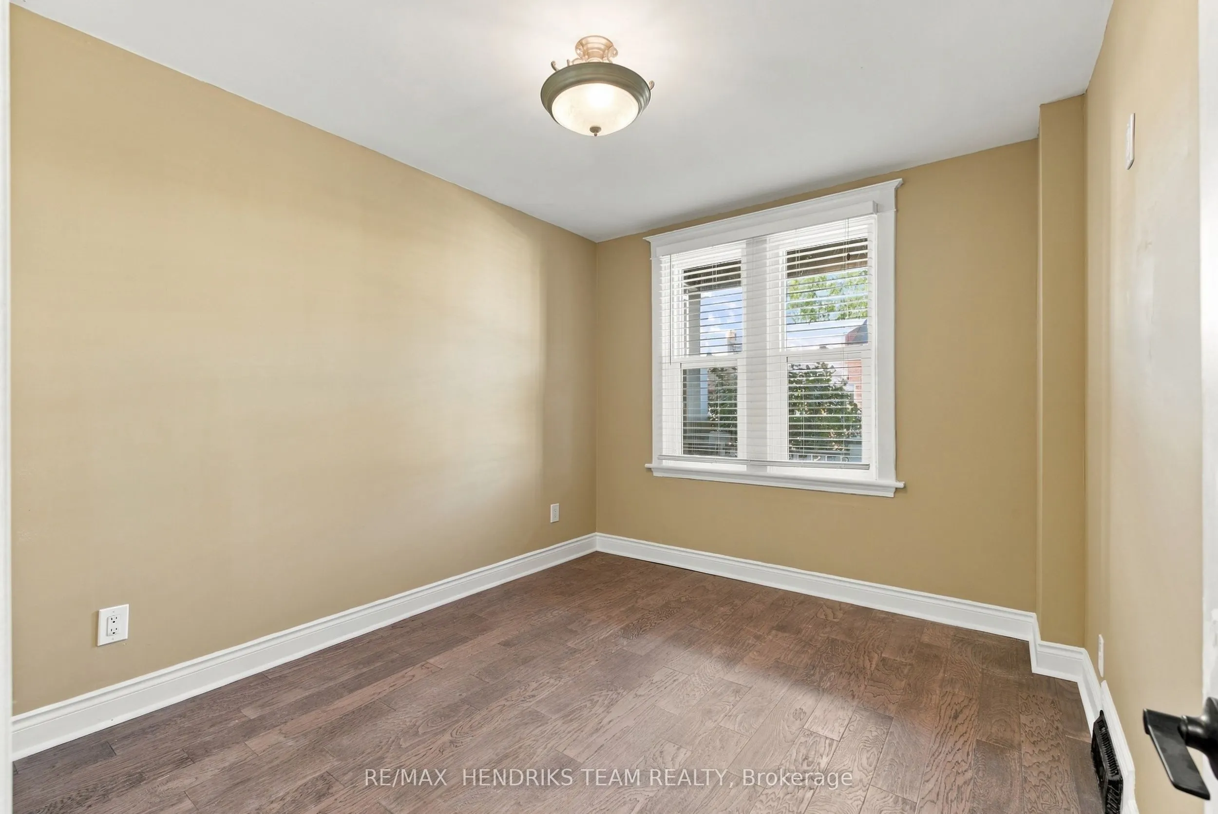 154 Prospect Street N