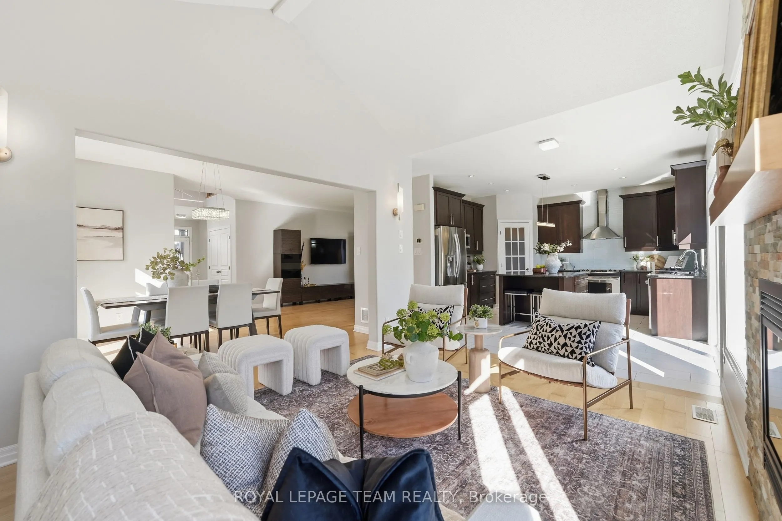 230 Dave Smith Crescent