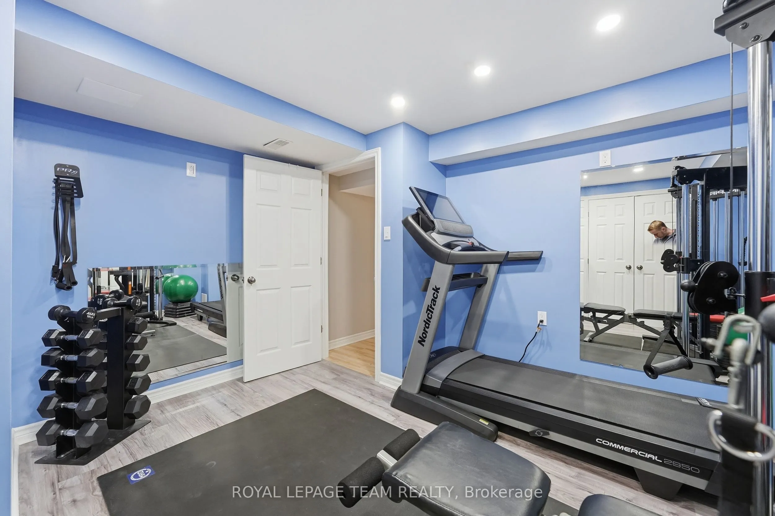 230 Dave Smith Crescent