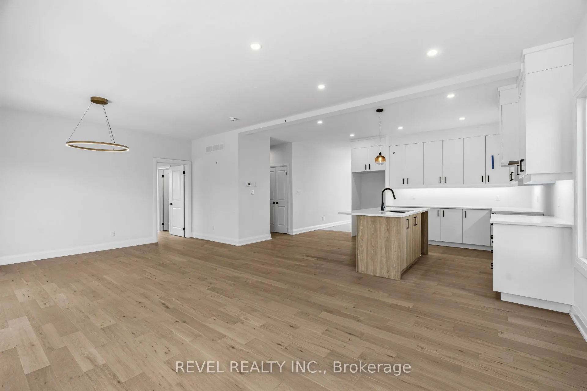 6345 Jewel Common