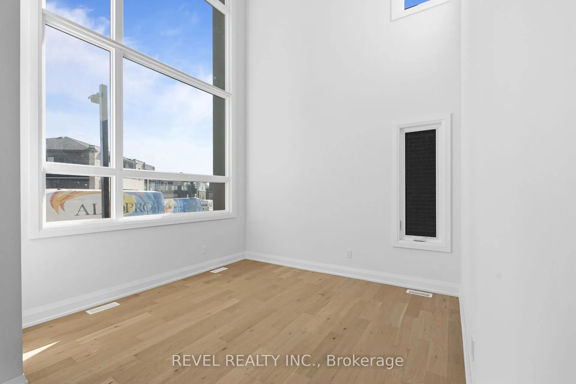 6345 Jewel Common